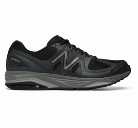 Lightweight Zip   Up Style New Balance Men's 1540v2 Sneaker Black