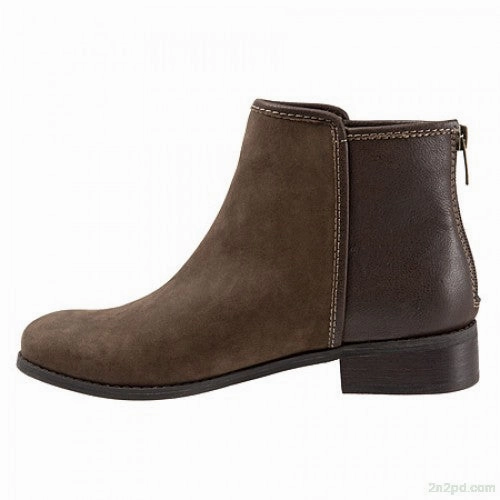 Hiking Fit Trotters Women's Ladue Boot in Brown