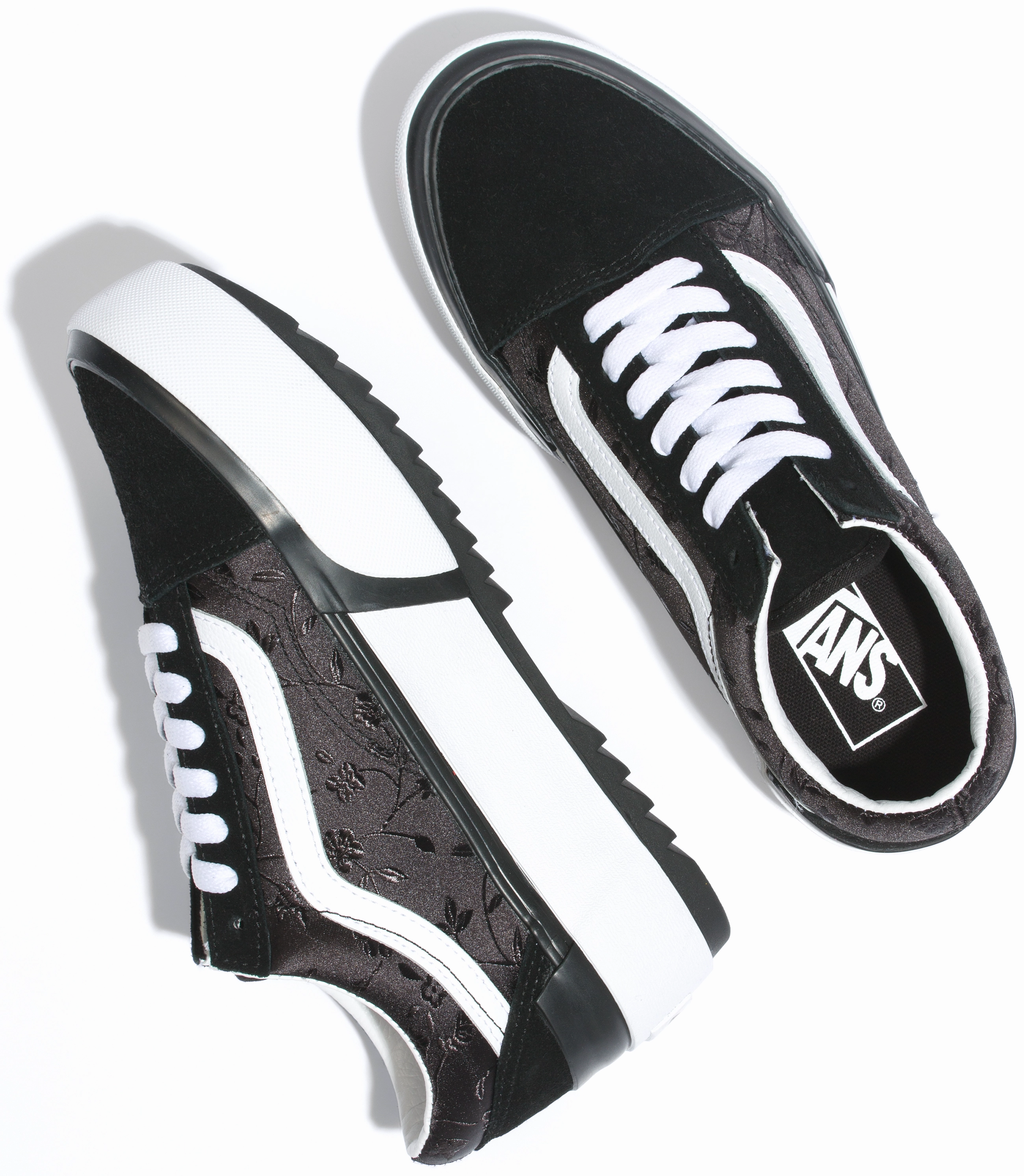Vans Old Skool Stacked Satin/Floral Black material
