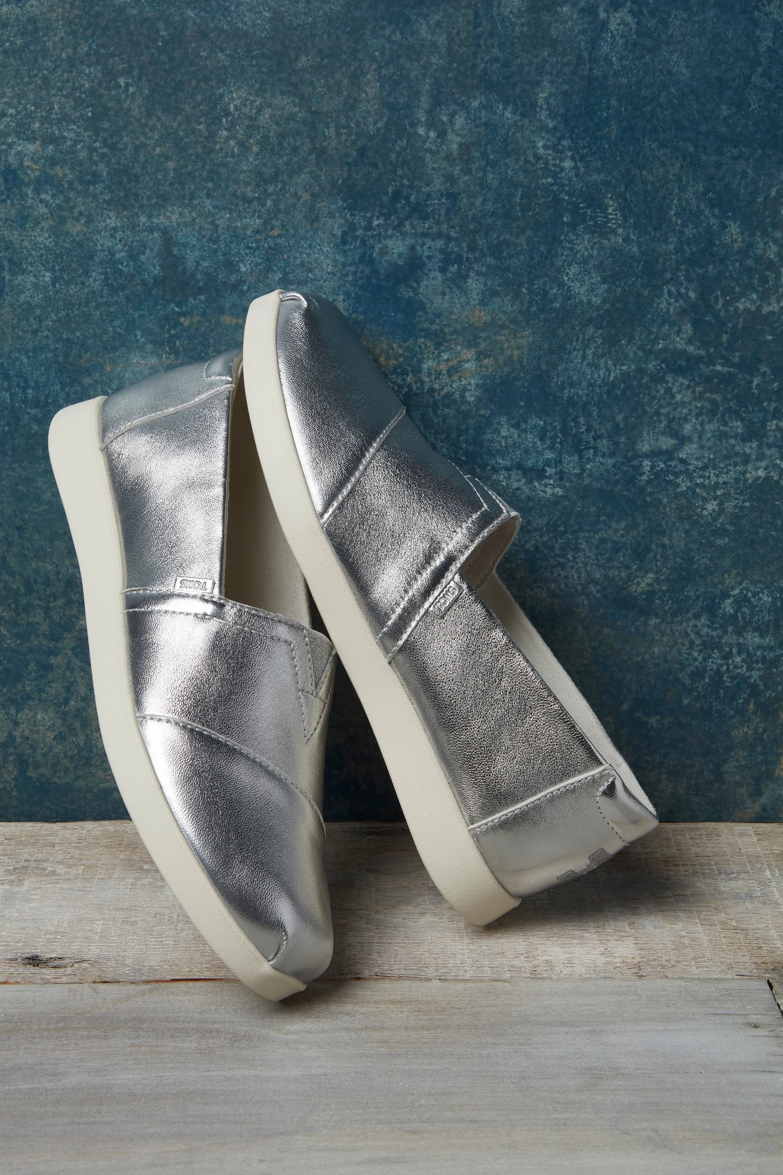 Street Wear Everyday Comfort Alpargata Plus - Silver Metallic Leather