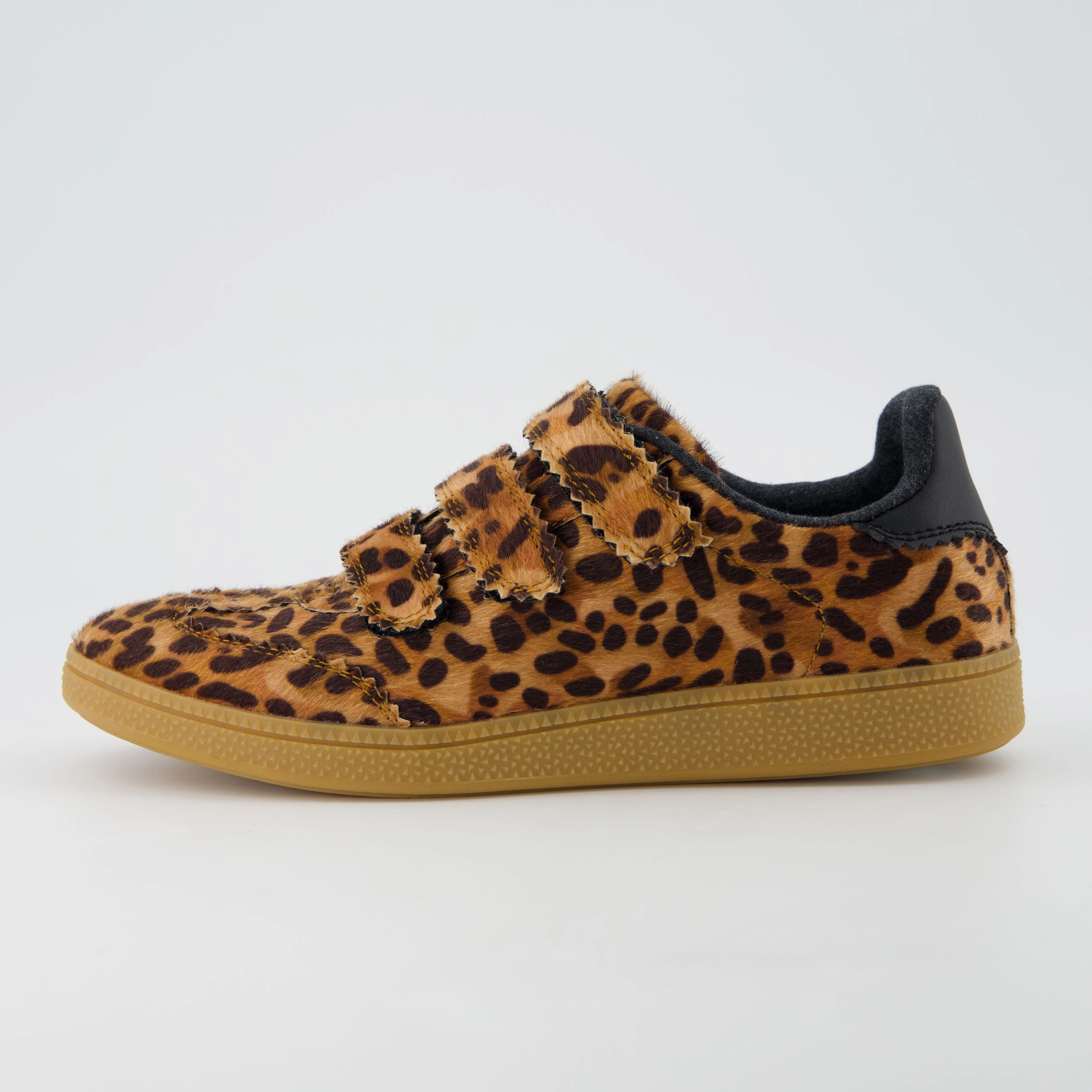 Bastion Leopard Print Sneaker Relaxed shock absorption Unisex Friendly Design