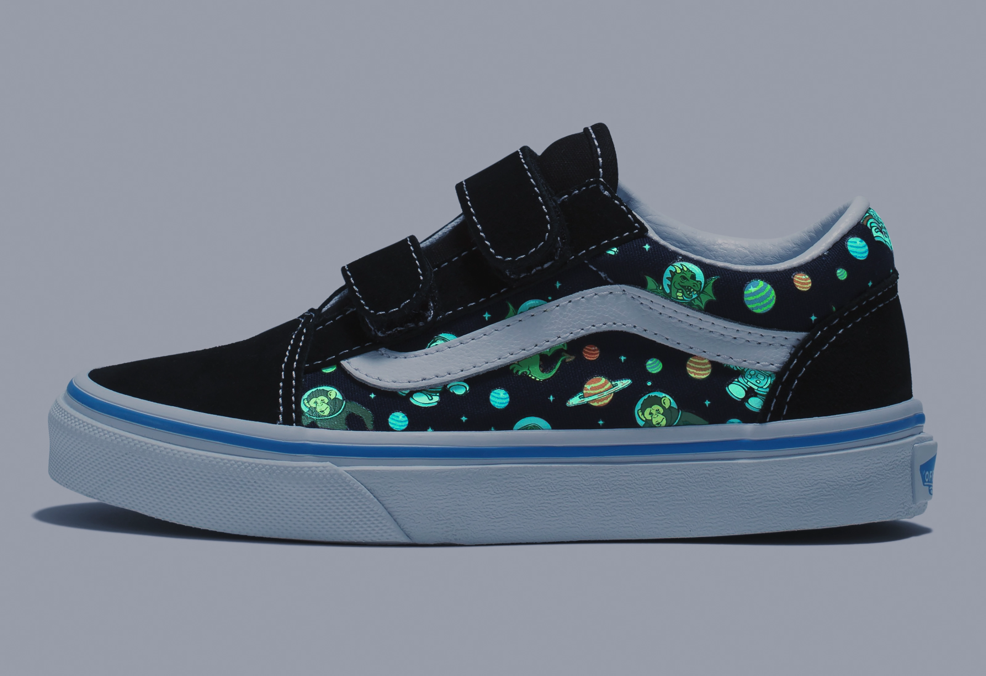 Vans Kids Old Skool V Glow Cosmic Zoo Black/Blue Preschool - sized shoes