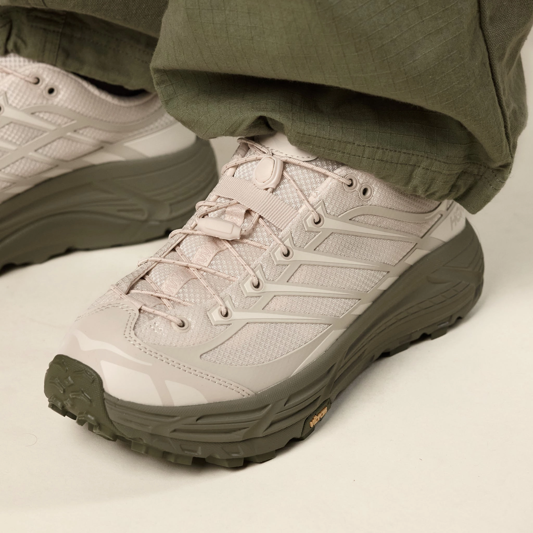 Gloss Mood Hoka - Mafate Three2 - Oat Milk / Eucalyptus