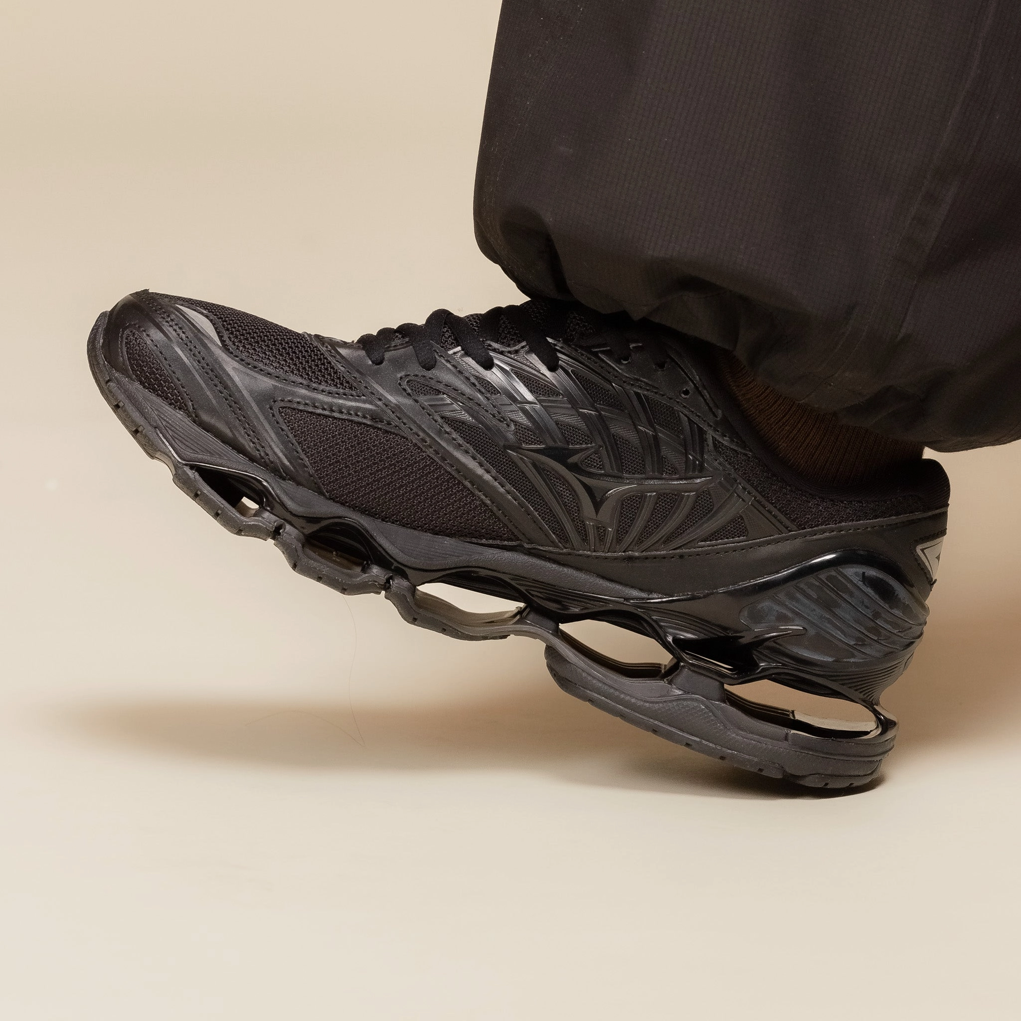 evening run Mizuno - Wave Prophecy LS - Black / Black / Black