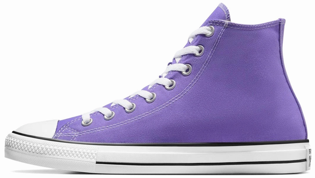 Camera Look Converse Chuck Taylor All Star Hi Top Viper Violet