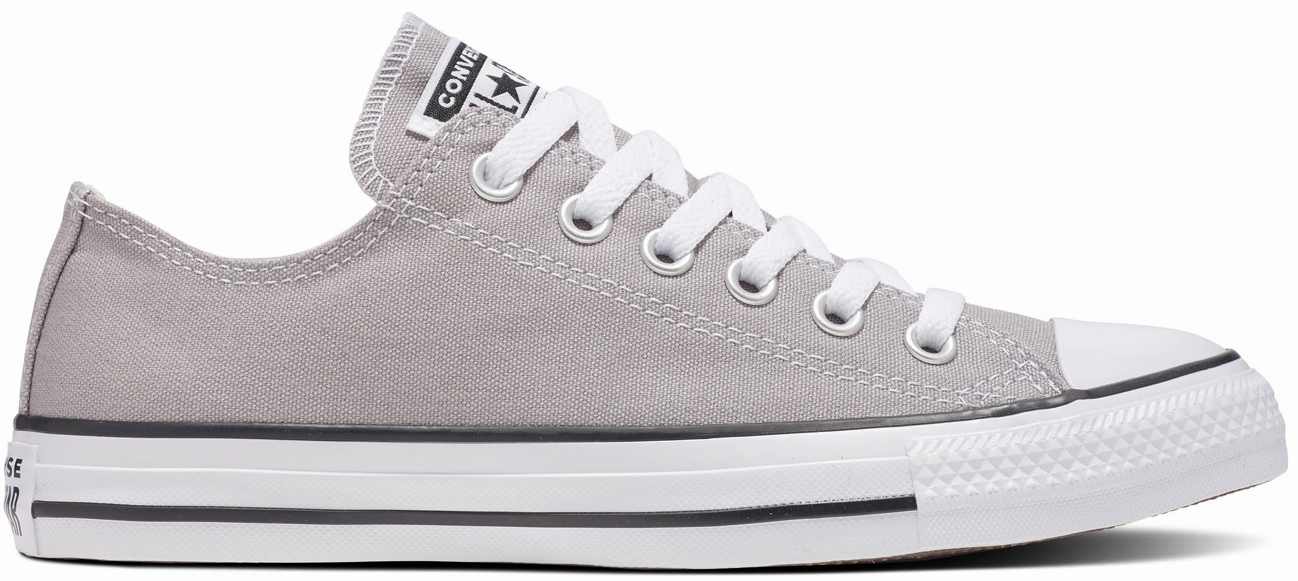 group walk Converse Chuck Taylor All Star Low Top Totally Neutral