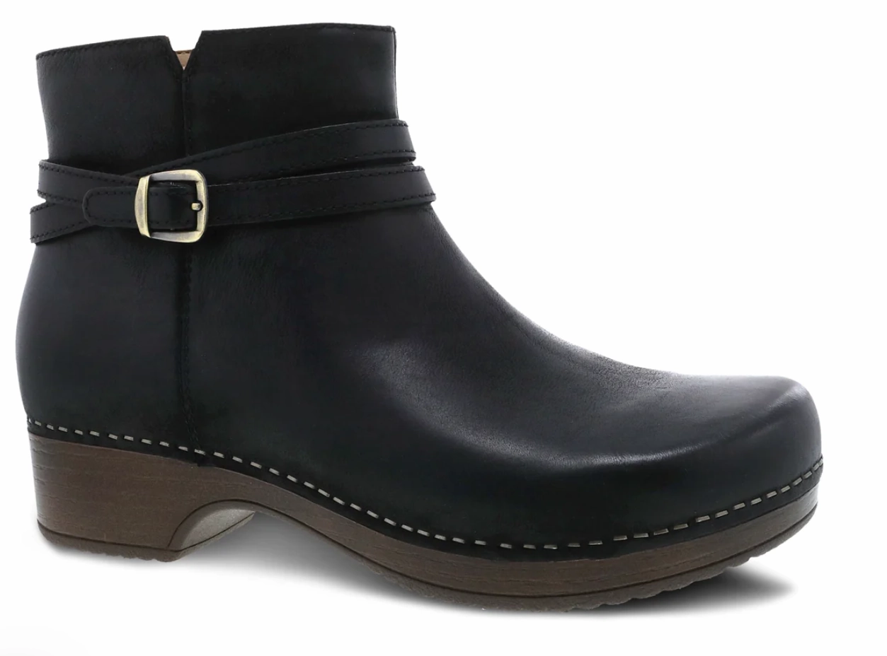 Utility Design Classic Color Dansko Women's Brook Black Burnished Nubuck