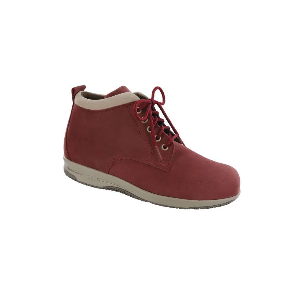 heel cup buckle SAS Women's Gretchen Chukka Boot Red / Taupe