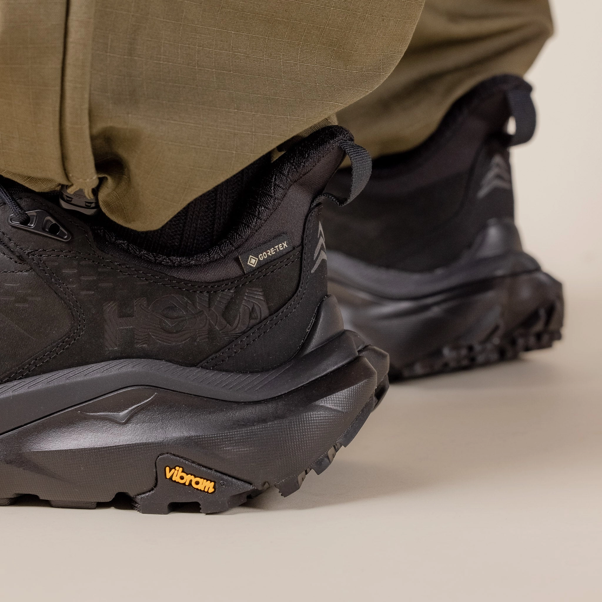 Hoka - Kaha 2 Low GORE-TEX Hiking Shoe - Black Gym Active