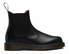 Dr. Martens 2976 Smooth Leather Chelsea Hi Top Black PU