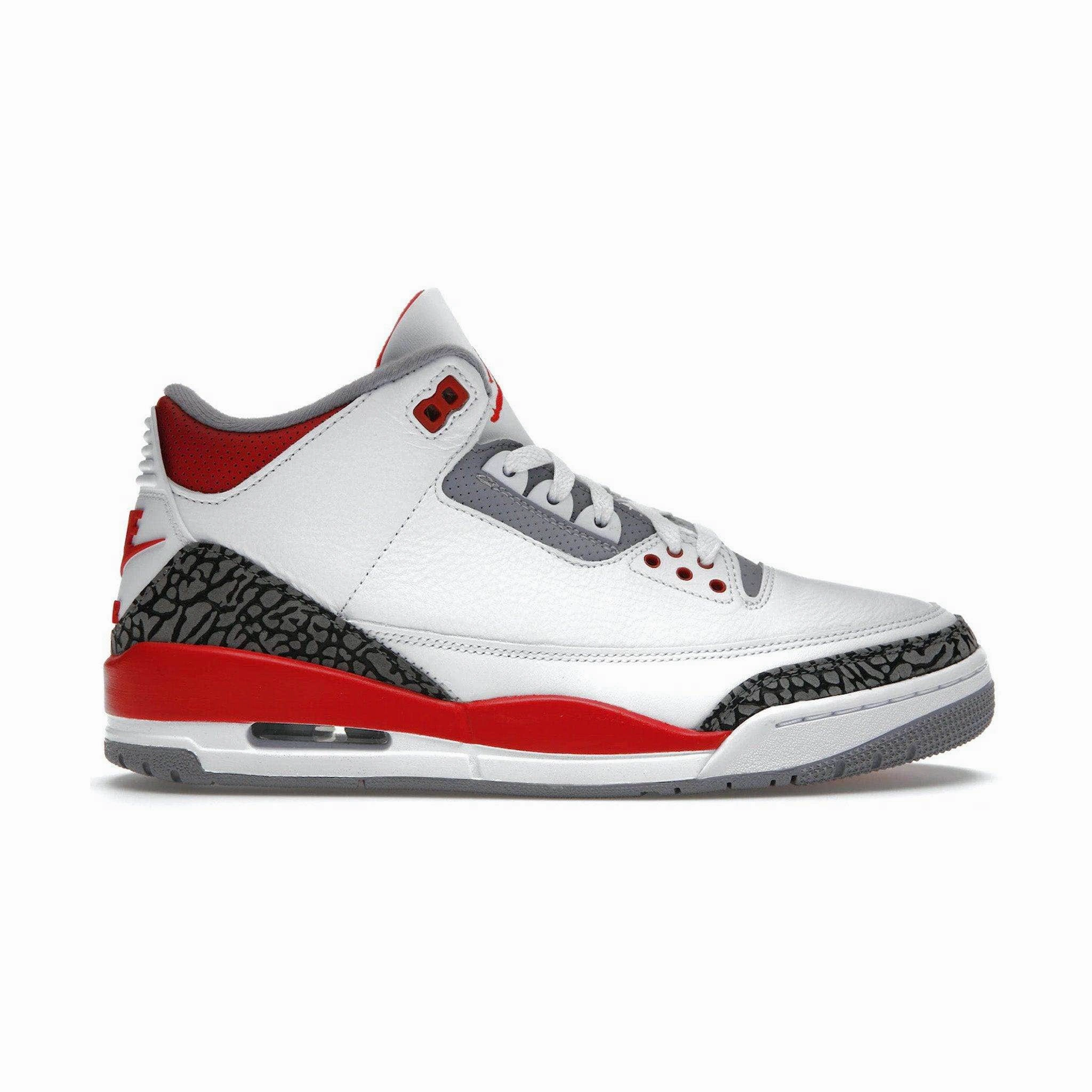 Eco Performance Walk Lifestyle Jordan 3 Retro Fire Red (2022)