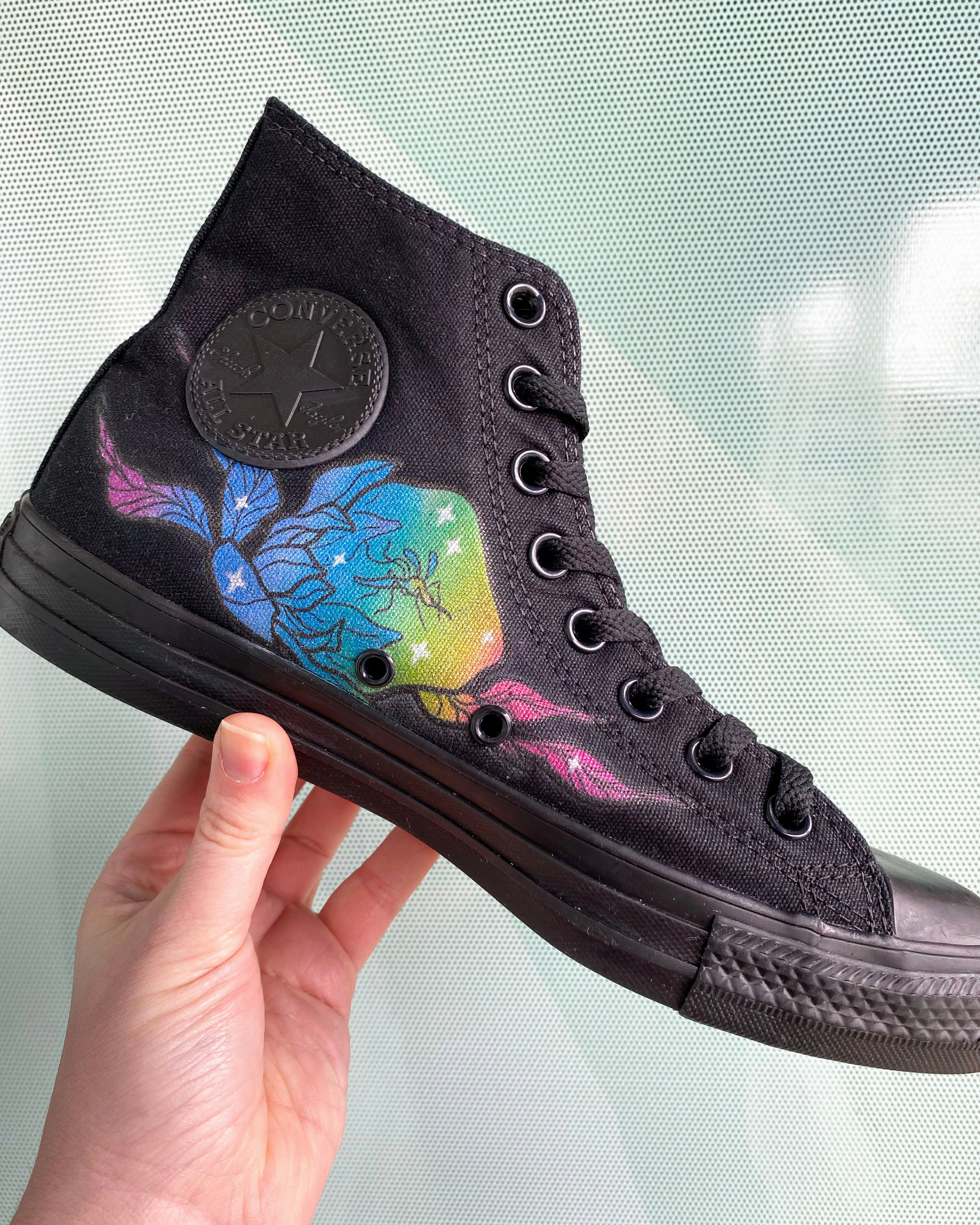 Baggins Original Hi Top Tattoo Zoo Kara Harrison Rainbow Mosquito in Amber Safe Land