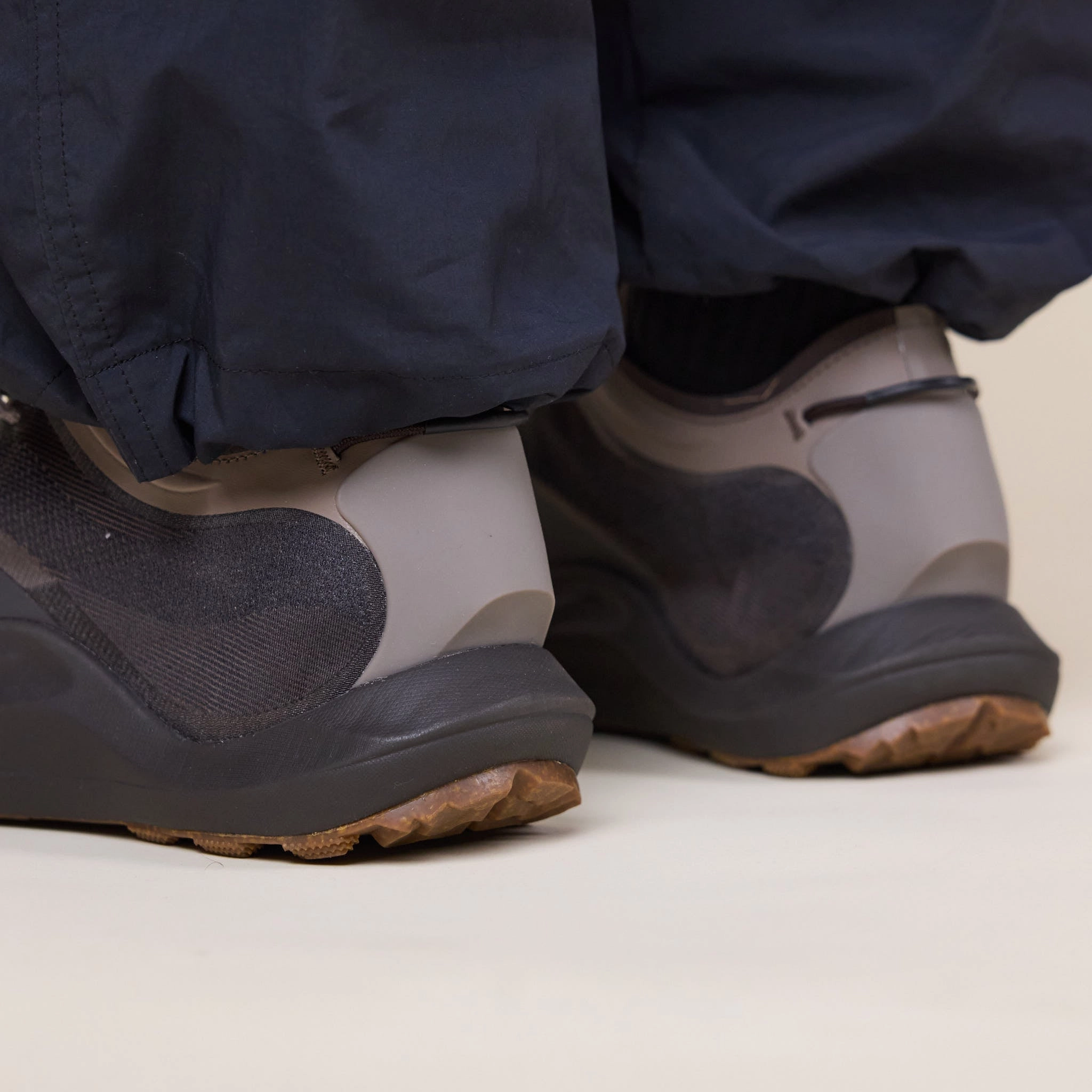 Roa Hiking - Sella Hiking Trainer  - Brown Ice Grip