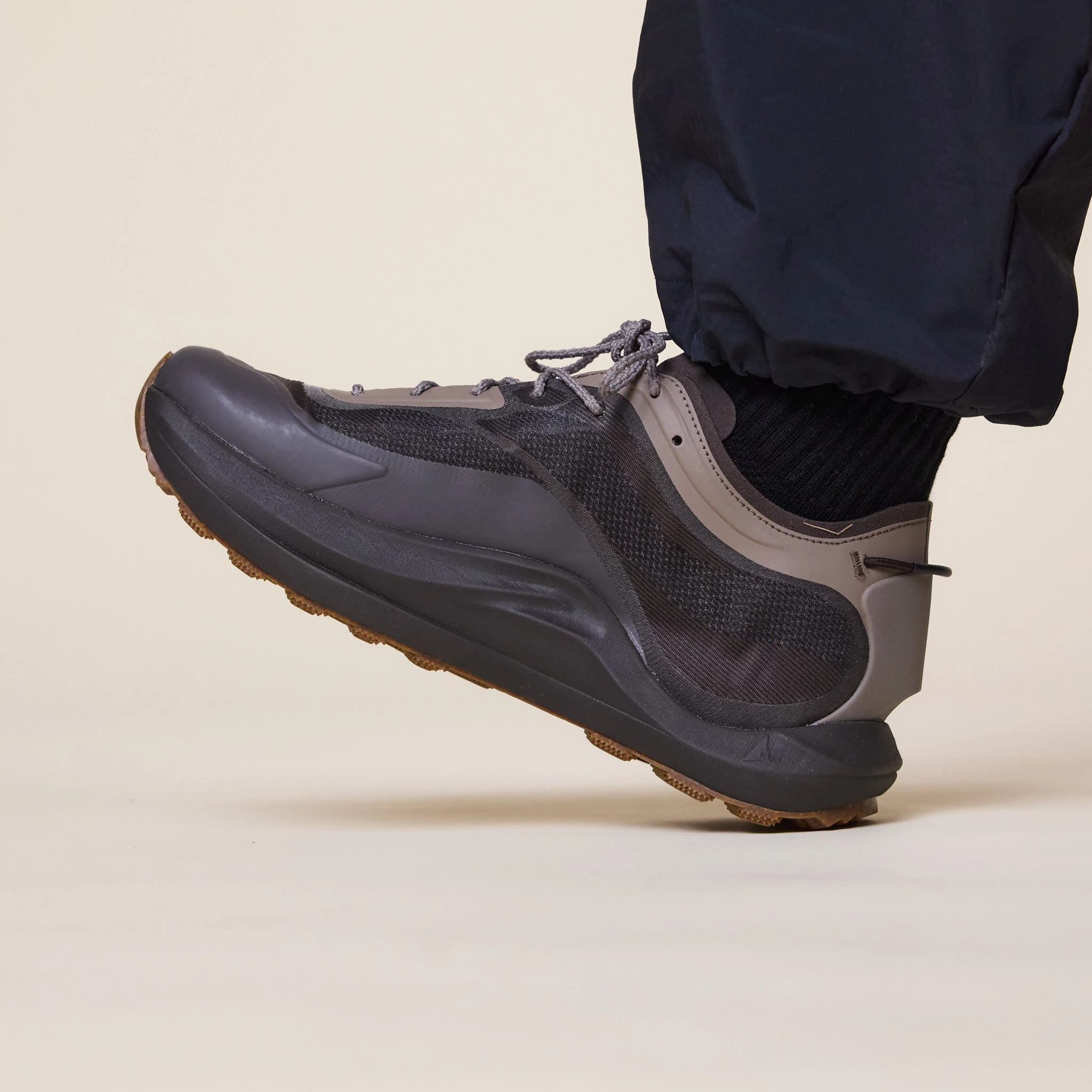 Roa Hiking - Sella Hiking Trainer  - Brown Sport Life