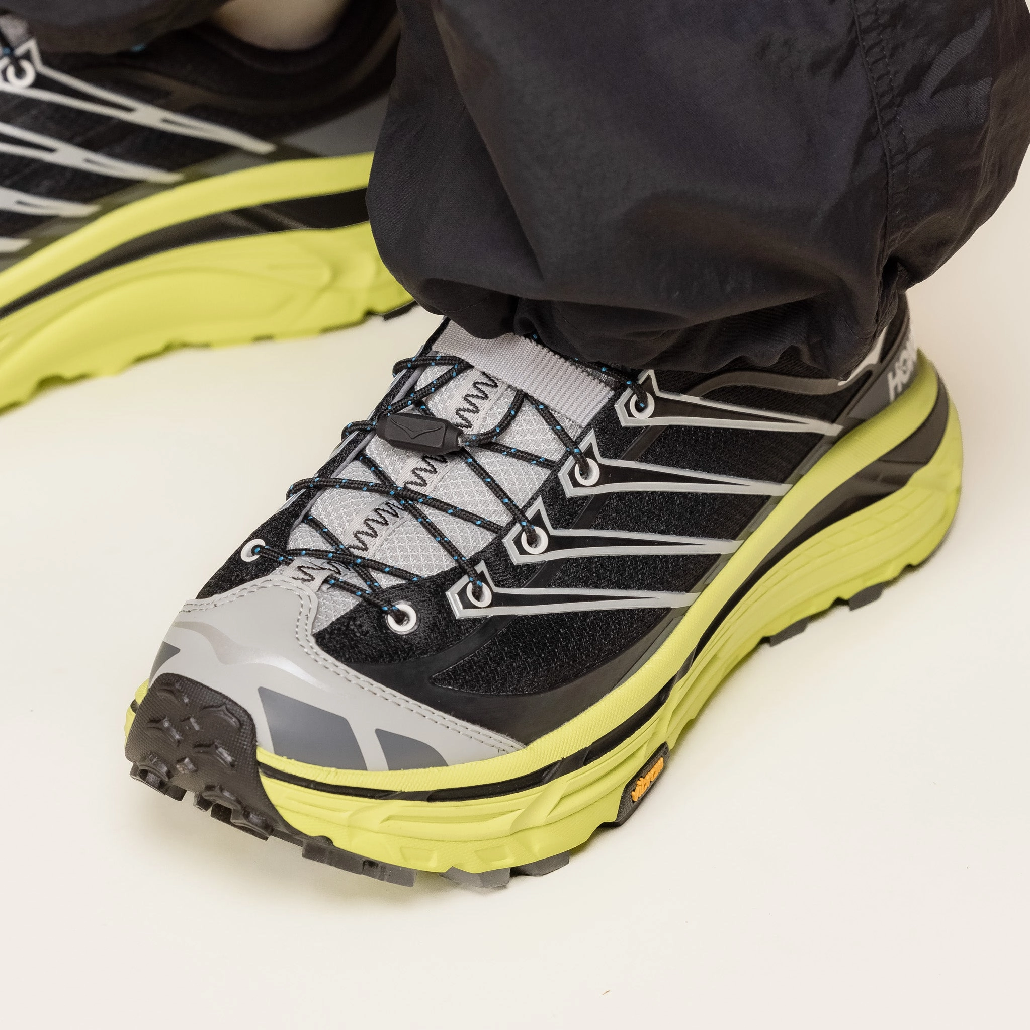 Hoka - Mafate Three2 - Black / HOKA Citrus flexible shoes aerobic running wear