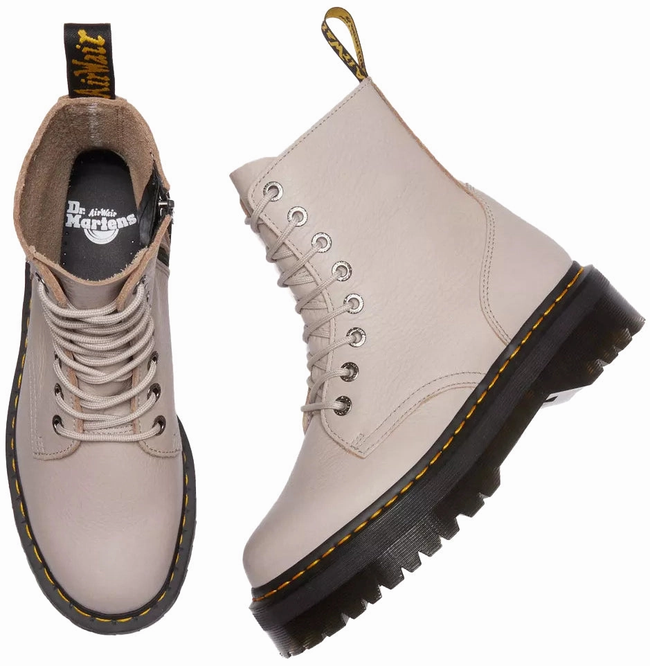 Comfortable Padding Dr. Martens Jadon III Vintage Taupe Pisa