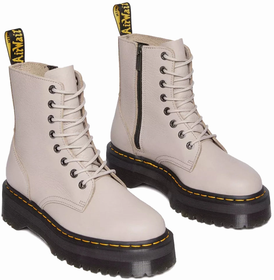 Dr. Martens Jadon III Vintage Taupe Pisa Adventure Driven Military Style