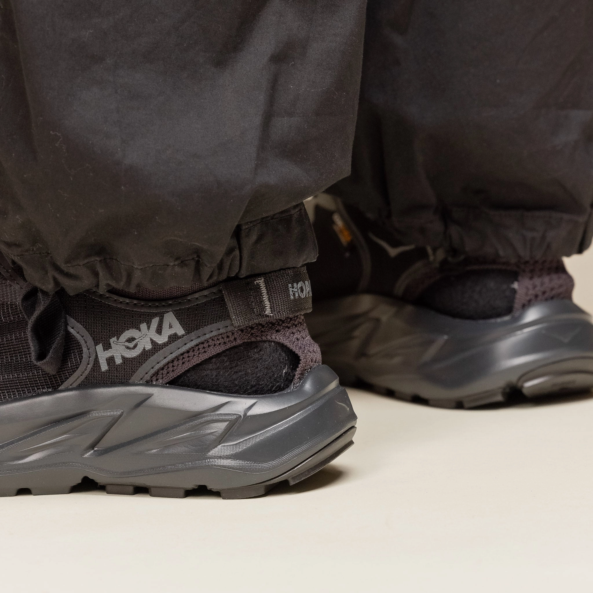 Hoka - Hopara 2 - Black / Black Memory Foam