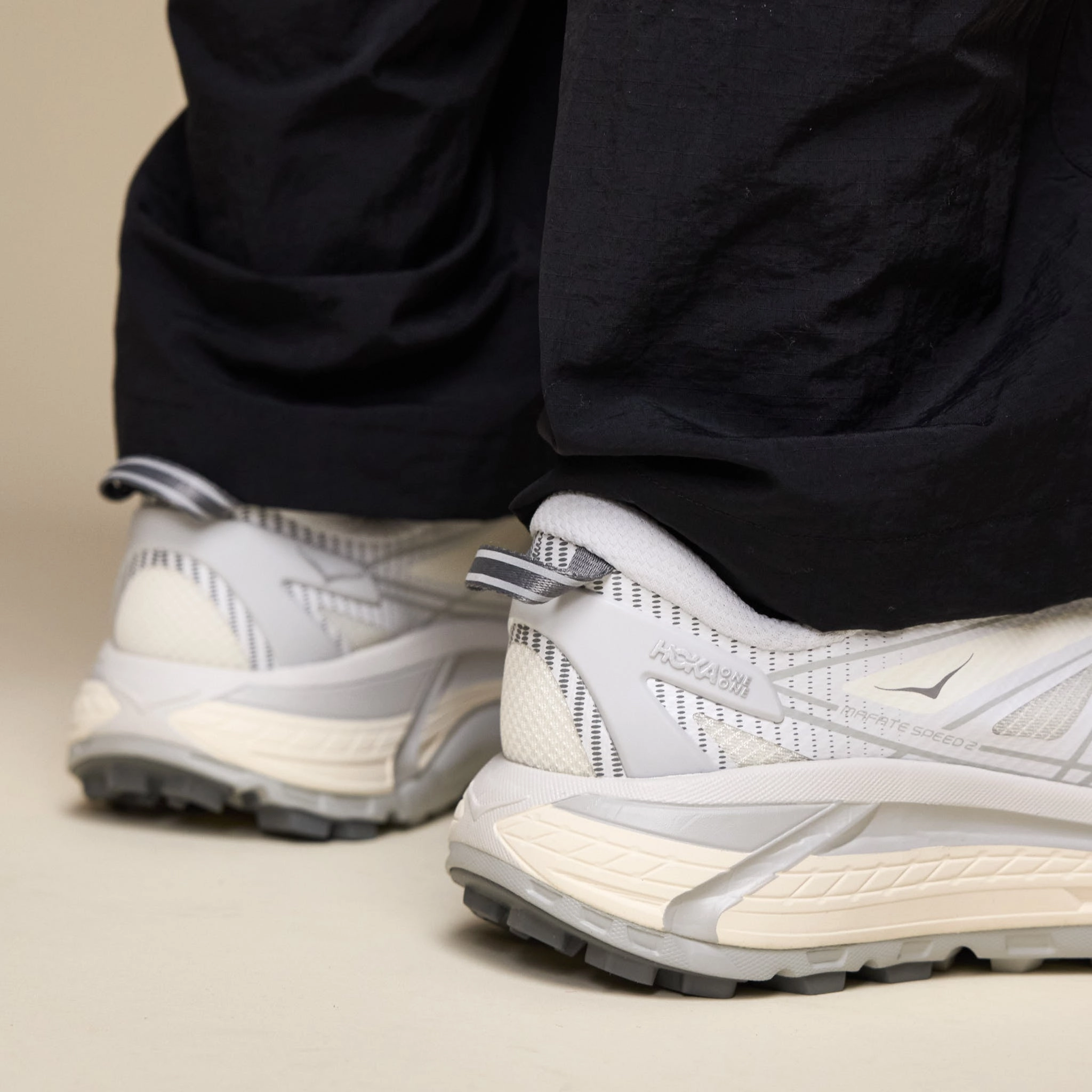 Hoka - Mafate Speed 2 Origins - Cosmic Grey / Alabaster relay running neutral shoes