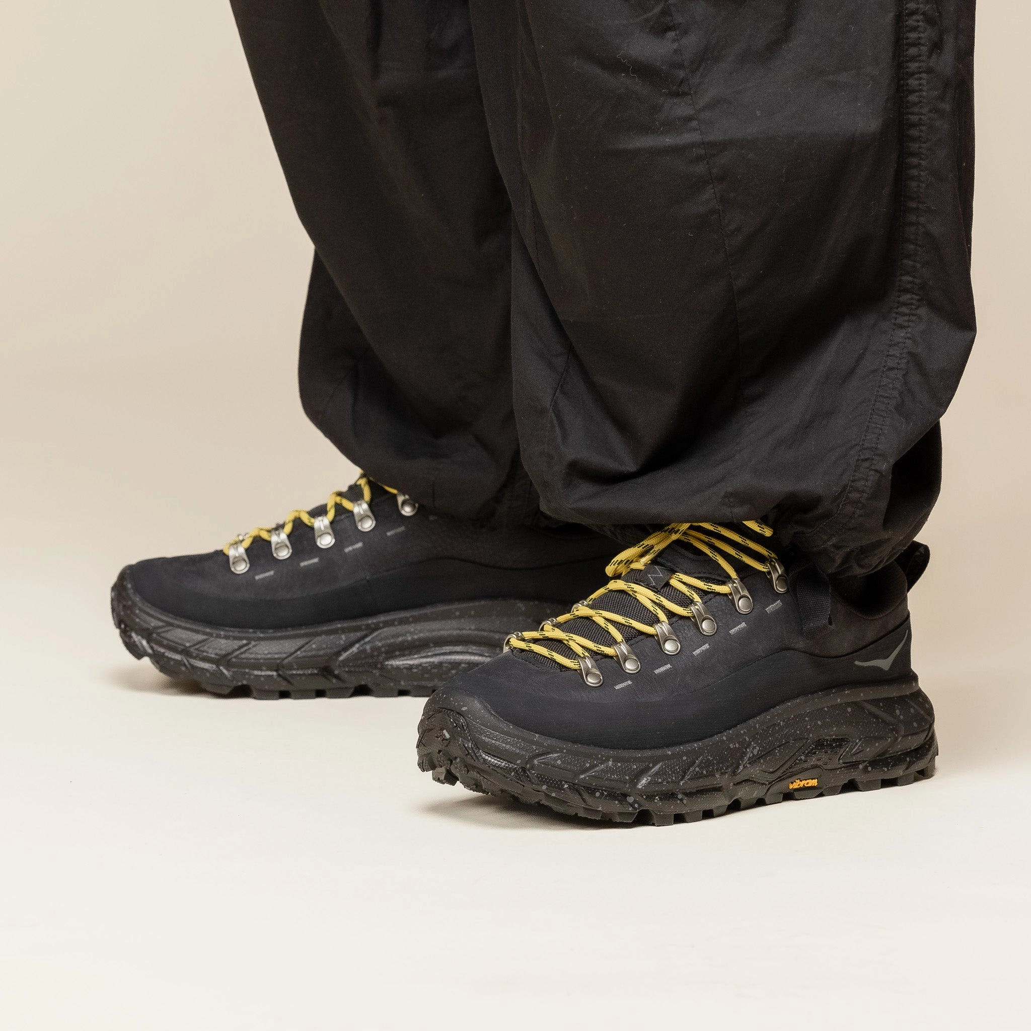 Hoka - Tor Summit Hiking Shoe - Black Stage Pop