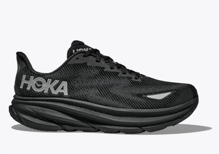 Commuter Ready Hoka One One Men's Clifton 9  GTX Sneaker Black/Black