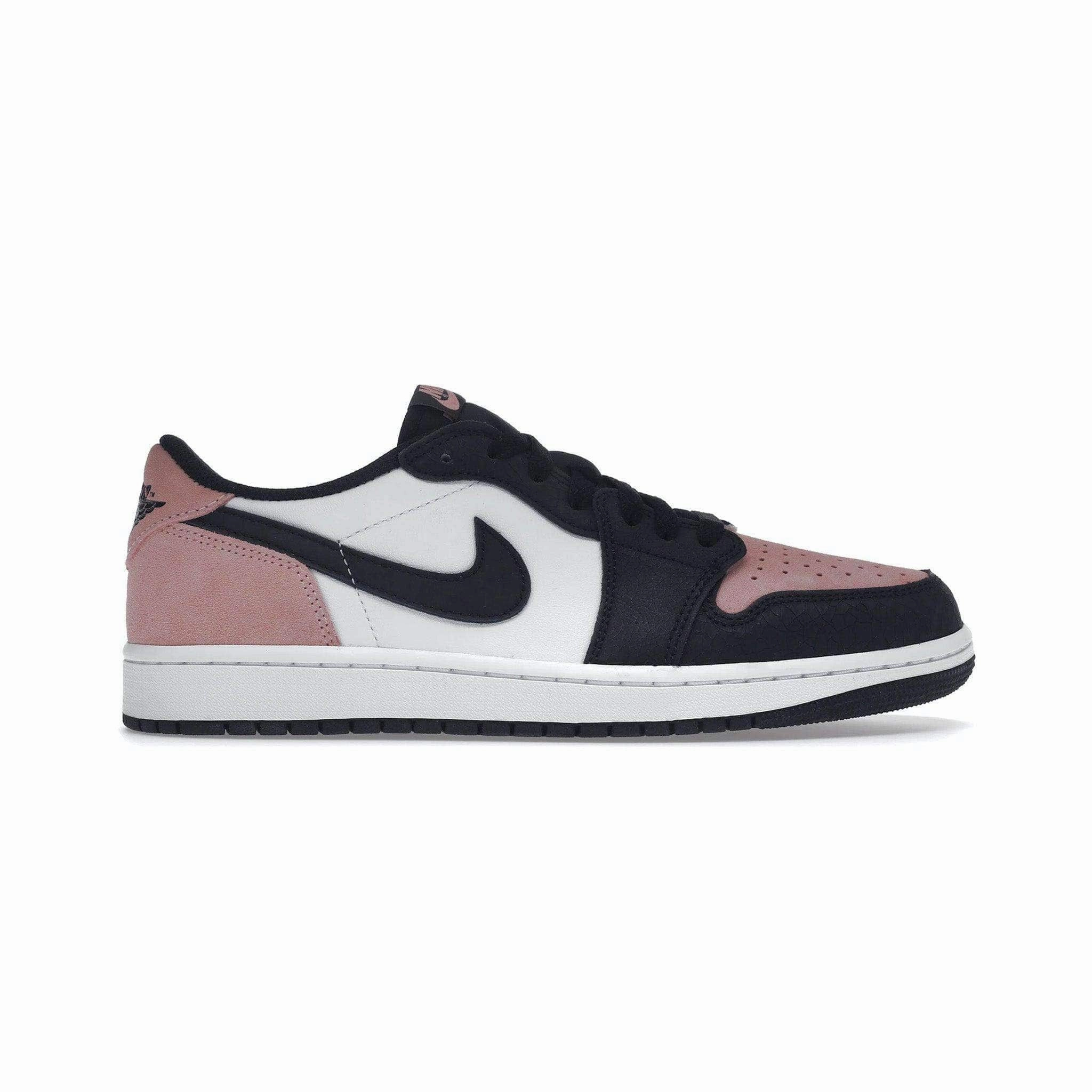Jordan 1 Low OG Bleached Coral Wicking Inner Sleeve