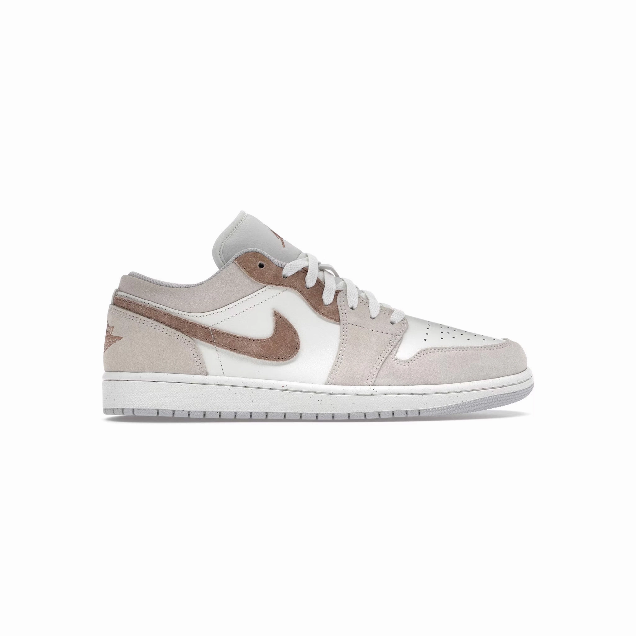 Jordan 1 Low SE Legend Light Brown Ultimate Wear Bold Look