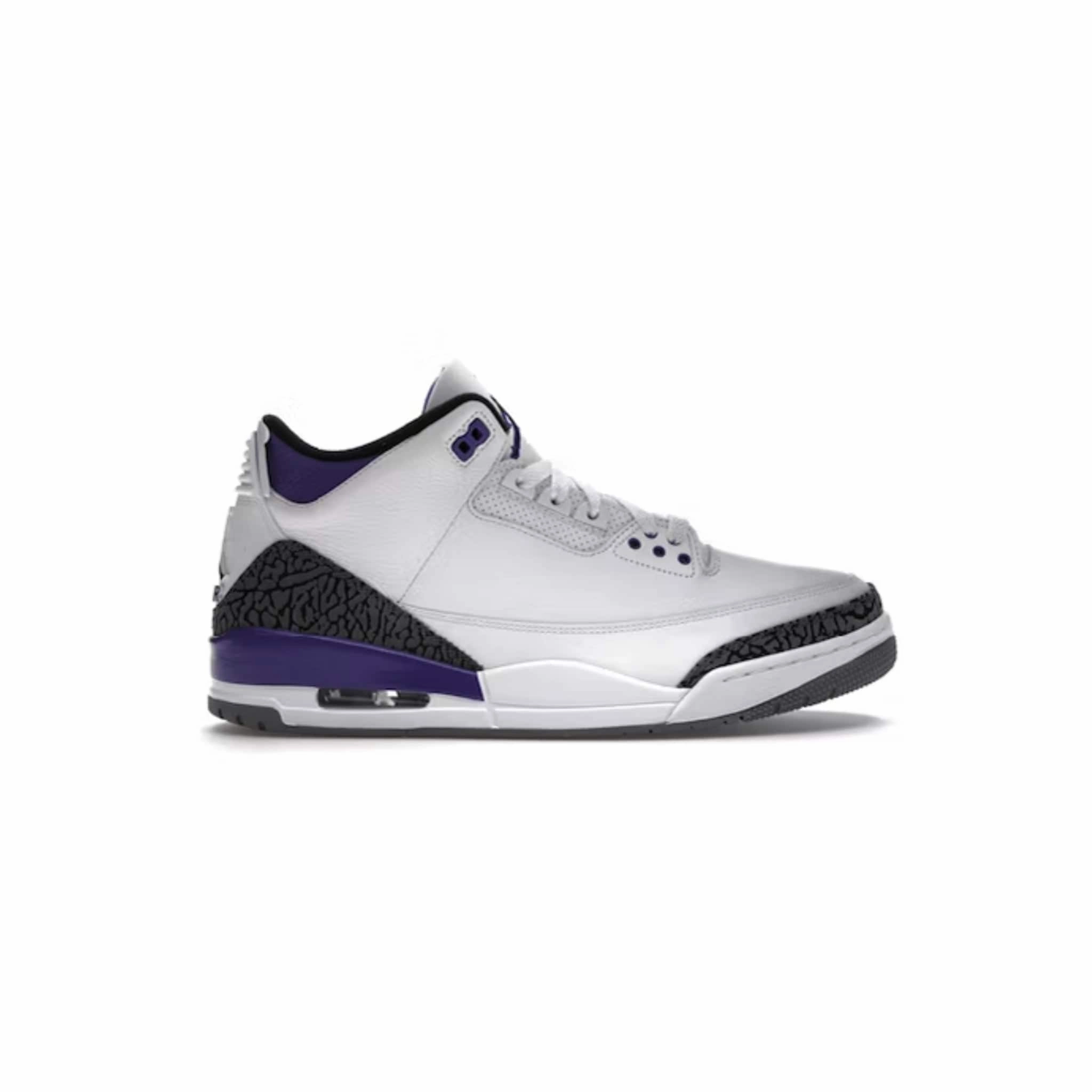 Jordan 3 Retro Dark Iris Soft Lining gentle touch