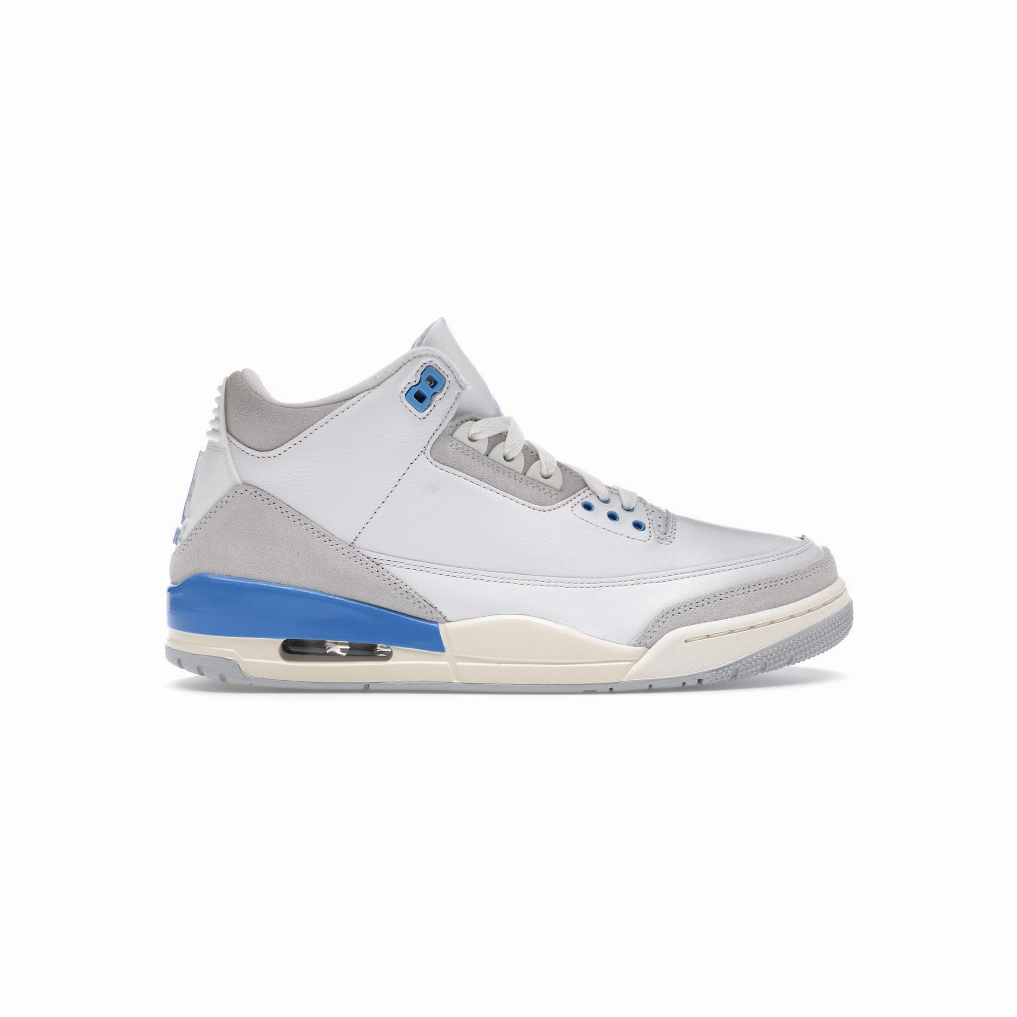 Jordan 3 Retro Lucky Shorts Rubberized Edges Well Cushioned