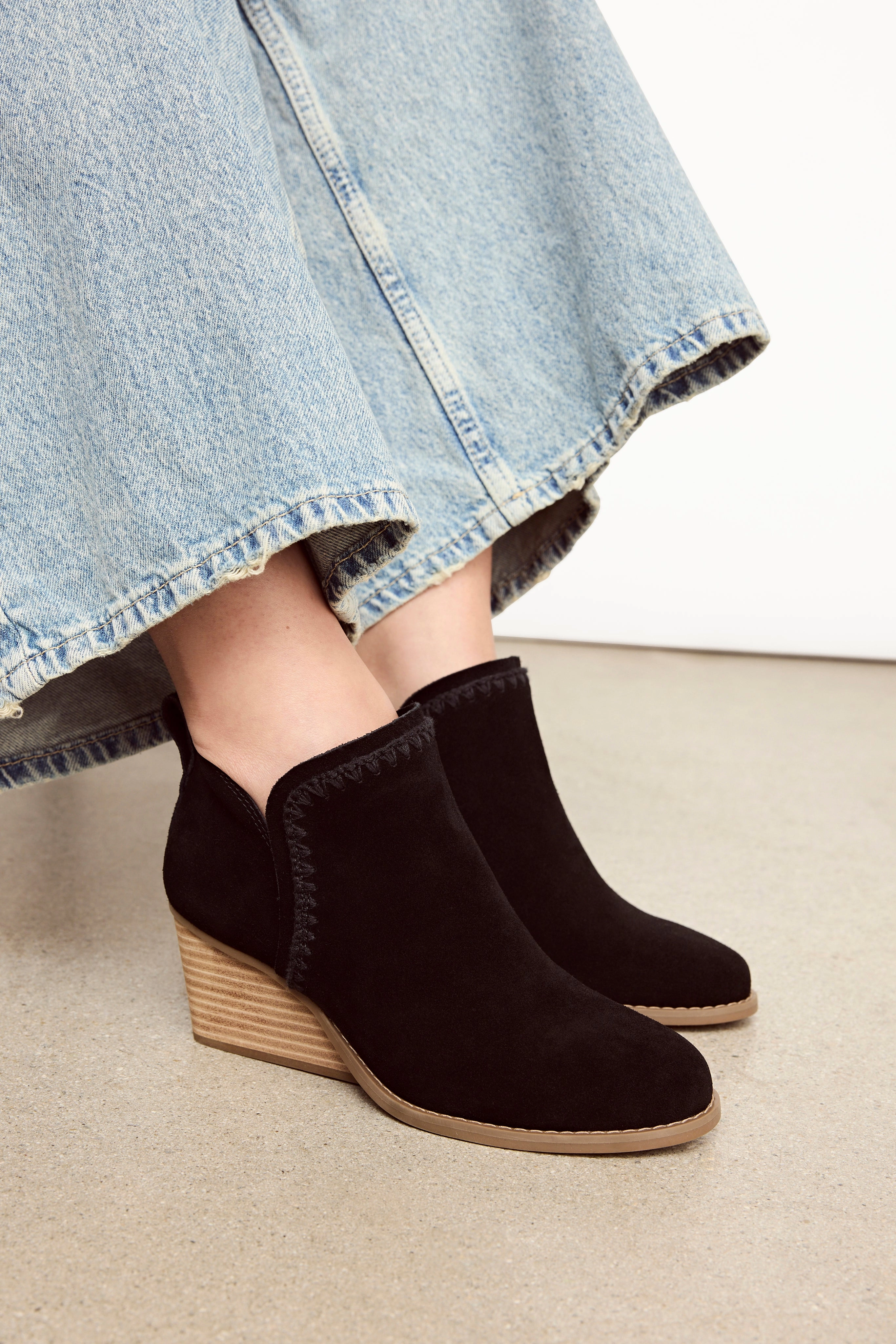 Kaia Ankle Boot - Black Suede Shine Silver