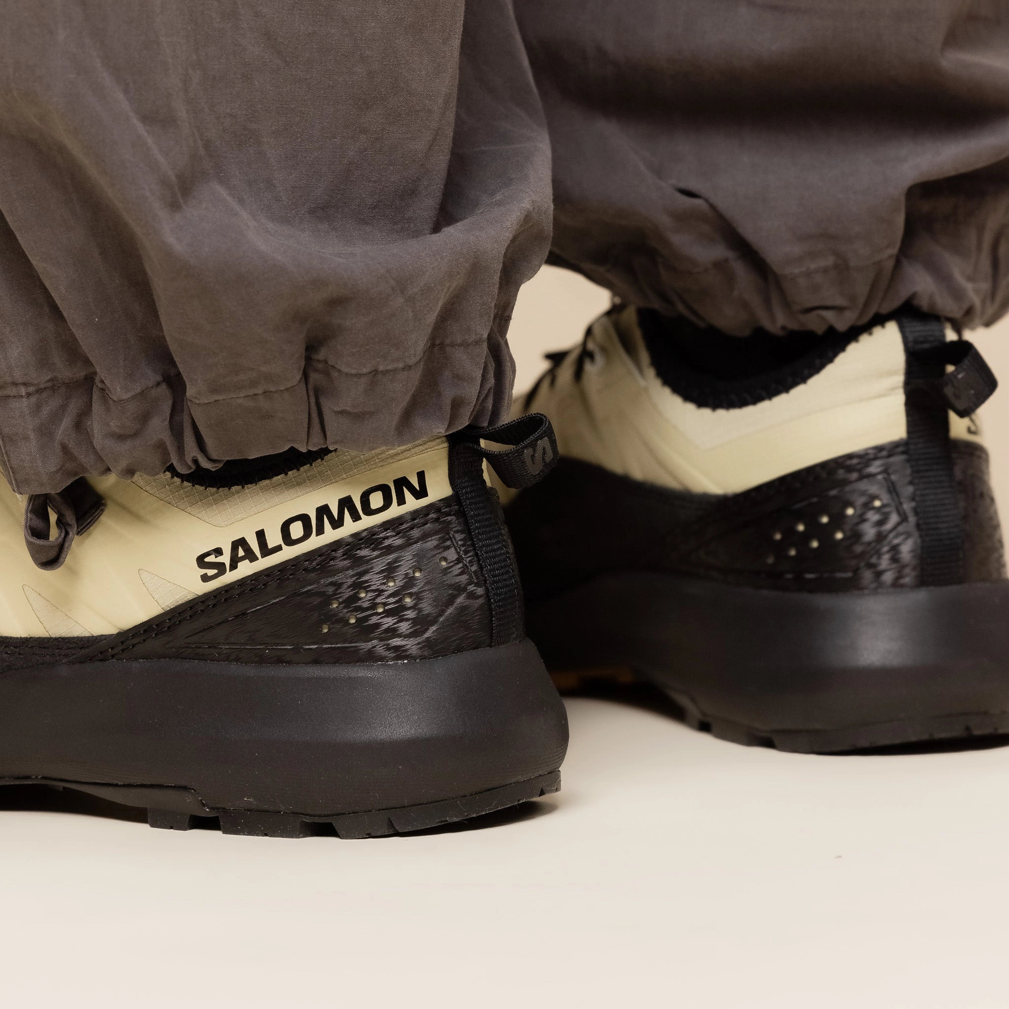 Salomon Advanced - Alpinway Advanced - Pale Olive Green / Black / Ice Flow Smart Look Reinforced toe