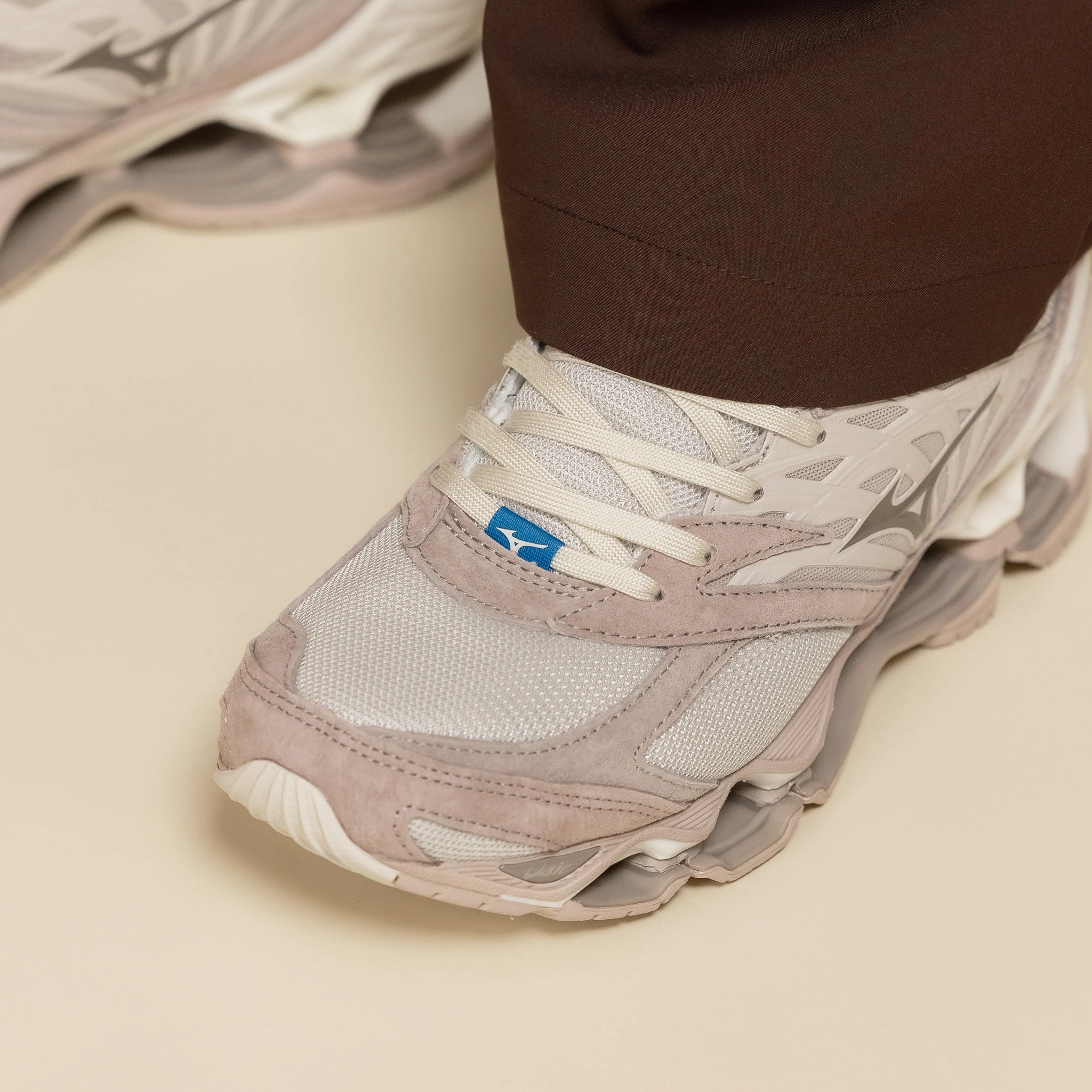 Mizuno - Wave Prophecy LS - Wind Chime / Fallen Rock / Silver Cloud Campus Cool