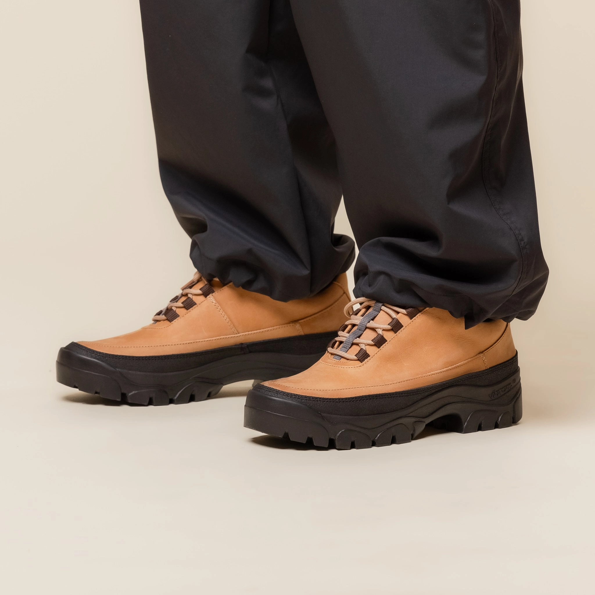 Tarvas x UOS - UOS Easy Hiker Veg Tan Leather - Natural Night Trek Mountain adventure
