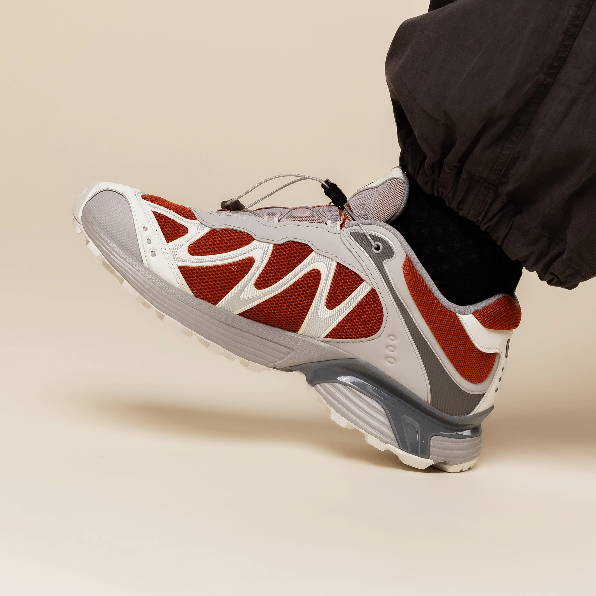 Salomon - XT Whisper - Burnt Ochre / Alloy / Vanilla Ice Airy Design Core Support