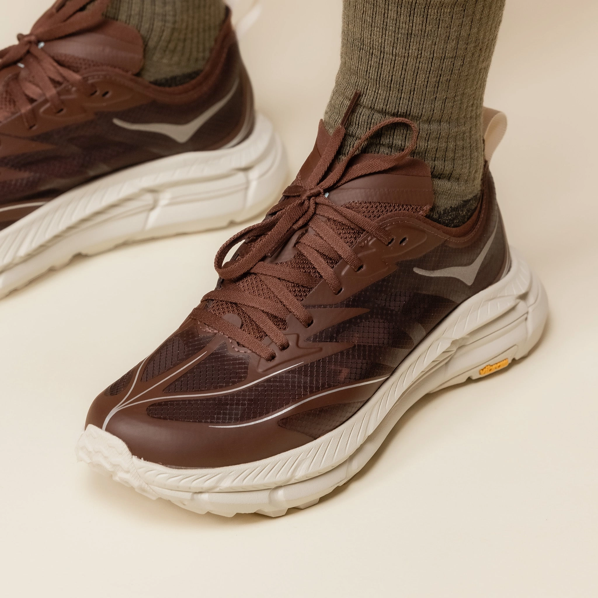 Hoka - Mafate Speed 4 Lite - Cold Brew / Oat Milk Neutral Color Soft To The Touch