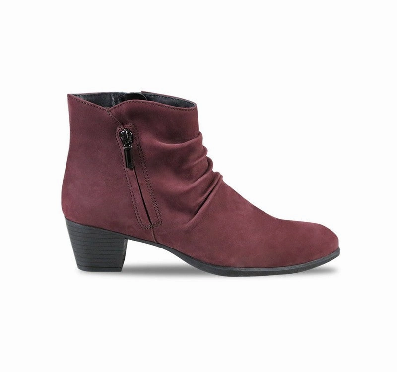 Seamless Style Fashionable Design Munro Women's Elliot Boots Wine Leather