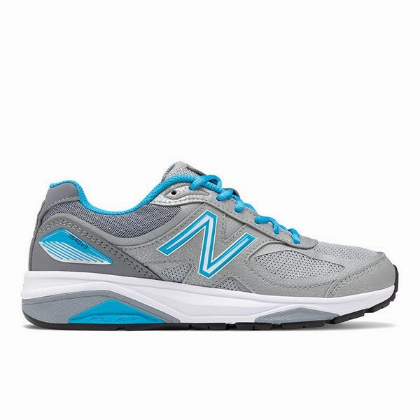 New Balance Women's 1540v3 Silver/Polaris Quick Drying Lining Active Look