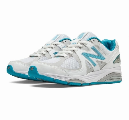 Crisp Look EasyToMaintain New Balance Women's W1540v2 Sneaker White