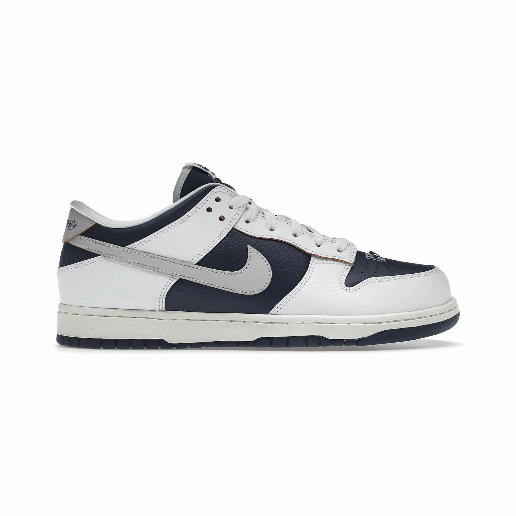 Nike SB Dunk Low HUF New York City Travel Step