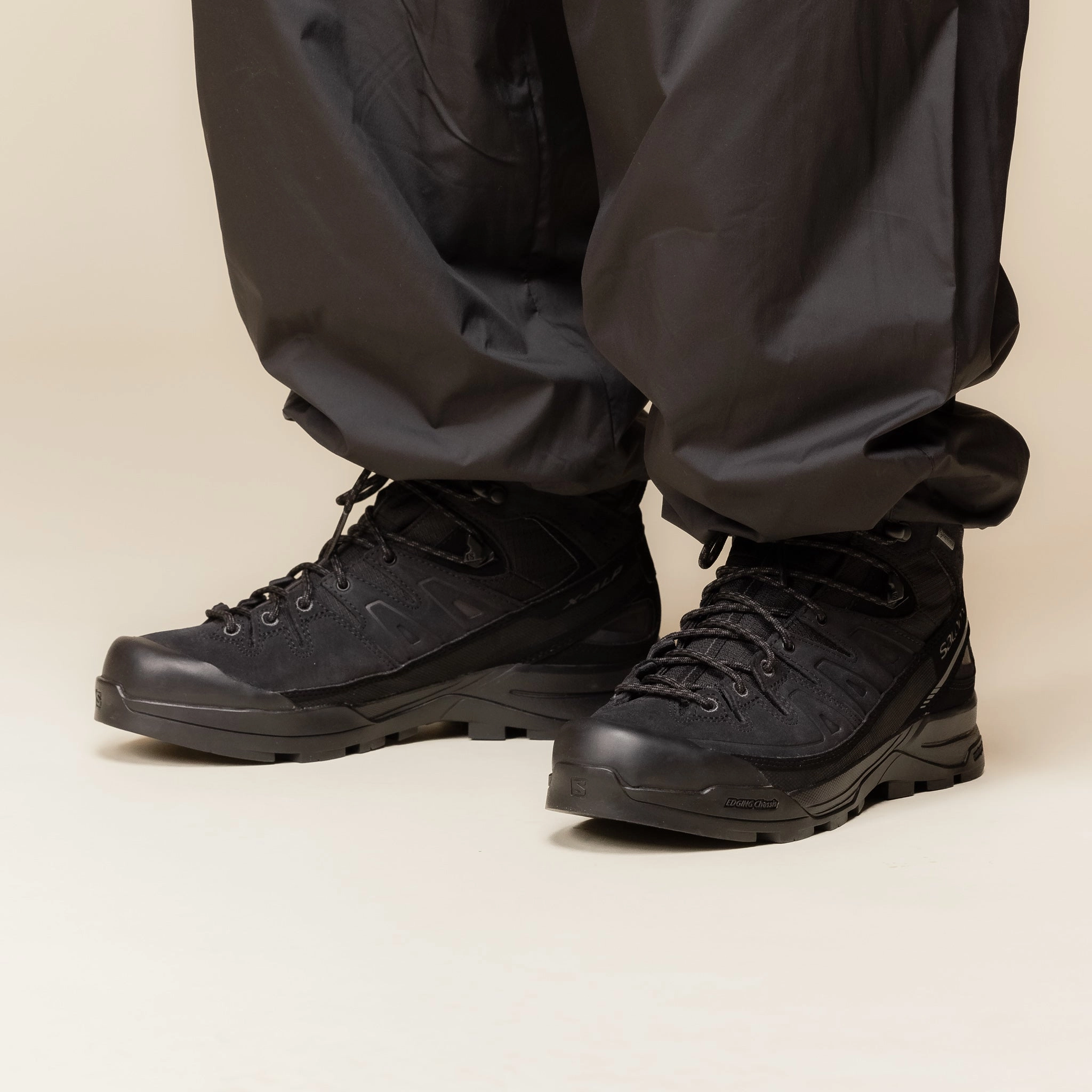 Salomon - X-ALP Mid Gore-Tex - Black. / Black / Asphalt Trail Journey Weather Tough