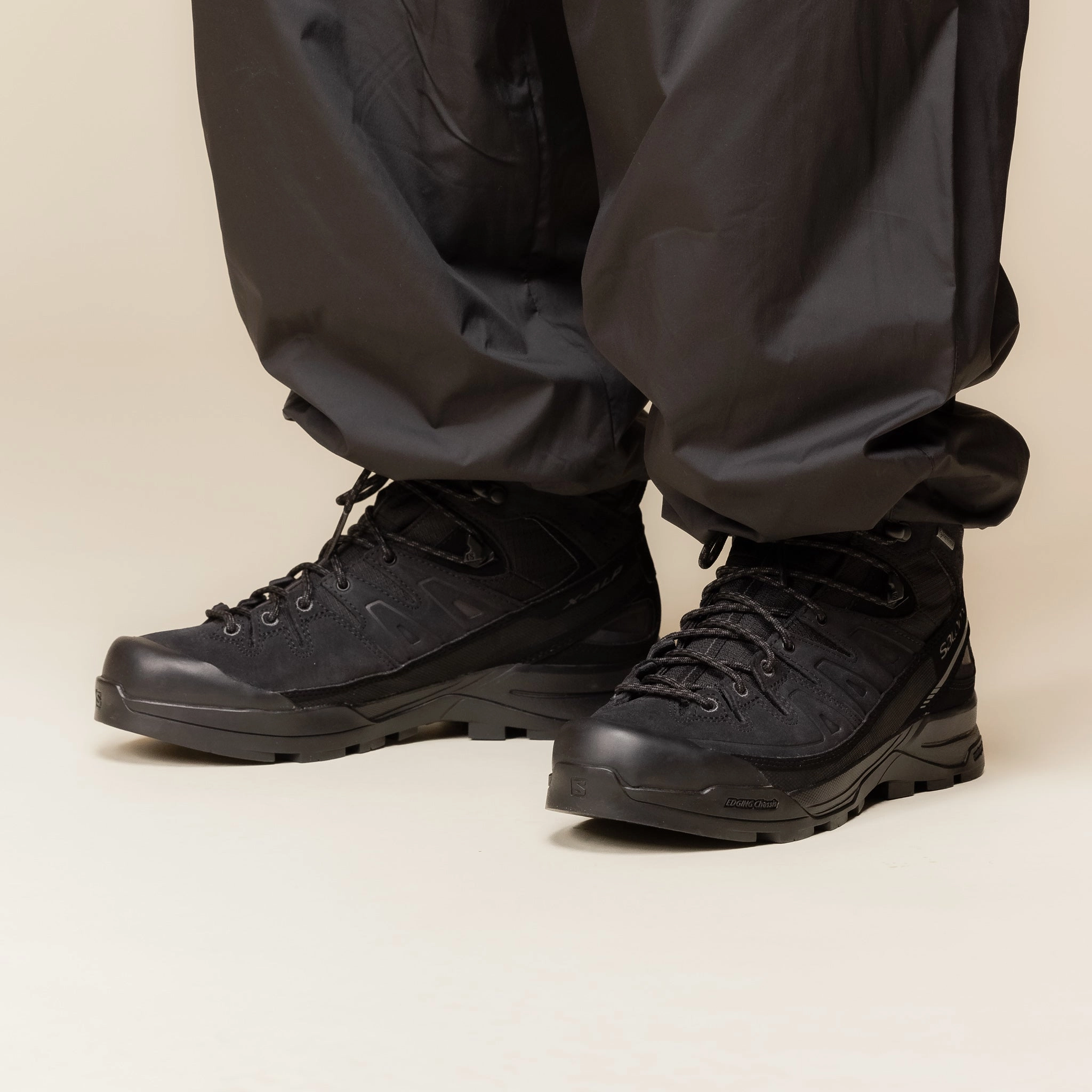 Salomon - X-ALP Mid Gore-Tex - Black. / Black / Asphalt Trail Journey Weather Tough