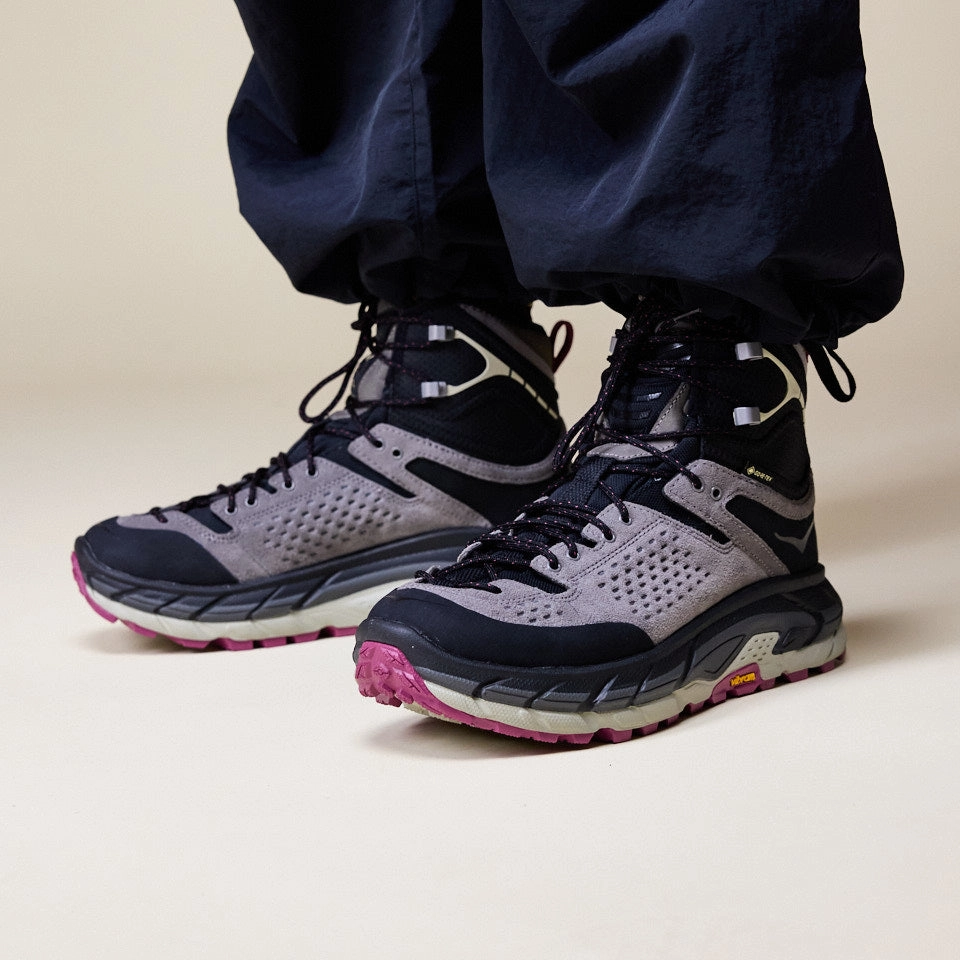 Hoka - Tor Ultra Gore-Tex Hi Top - Black / Magnetite Strong Ankle Support