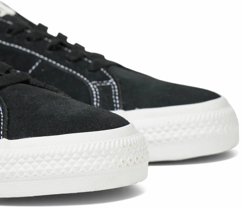 Converse One Star Pro Suede Low Top Black/Black/White Nature Walk