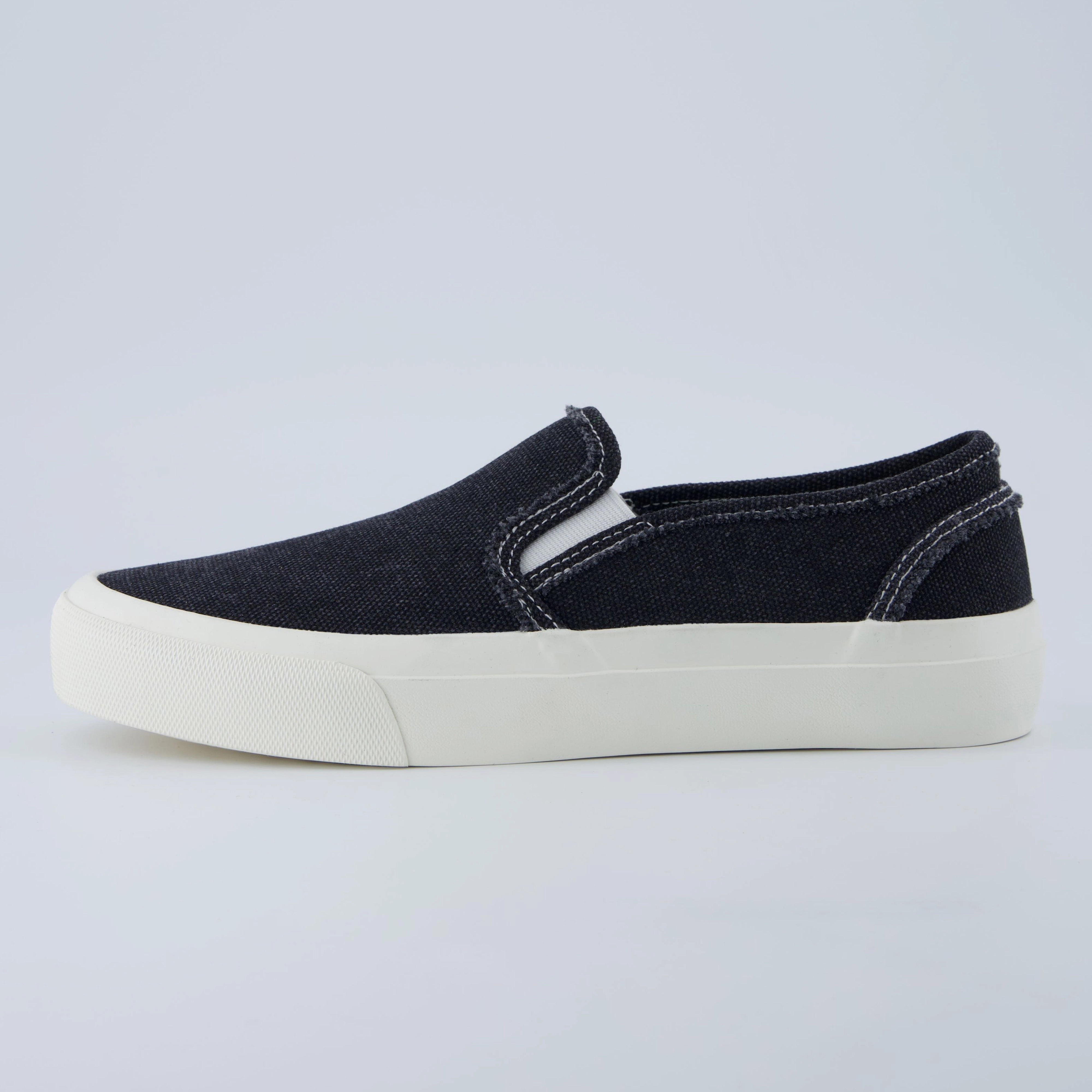 Fulton Slip-On Sneaker Retro-inspired silhouette