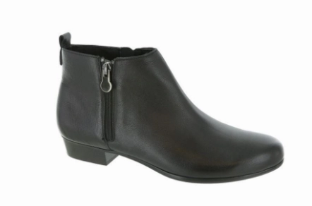 Munro Womens Lexi Black Bootie Warm Touch