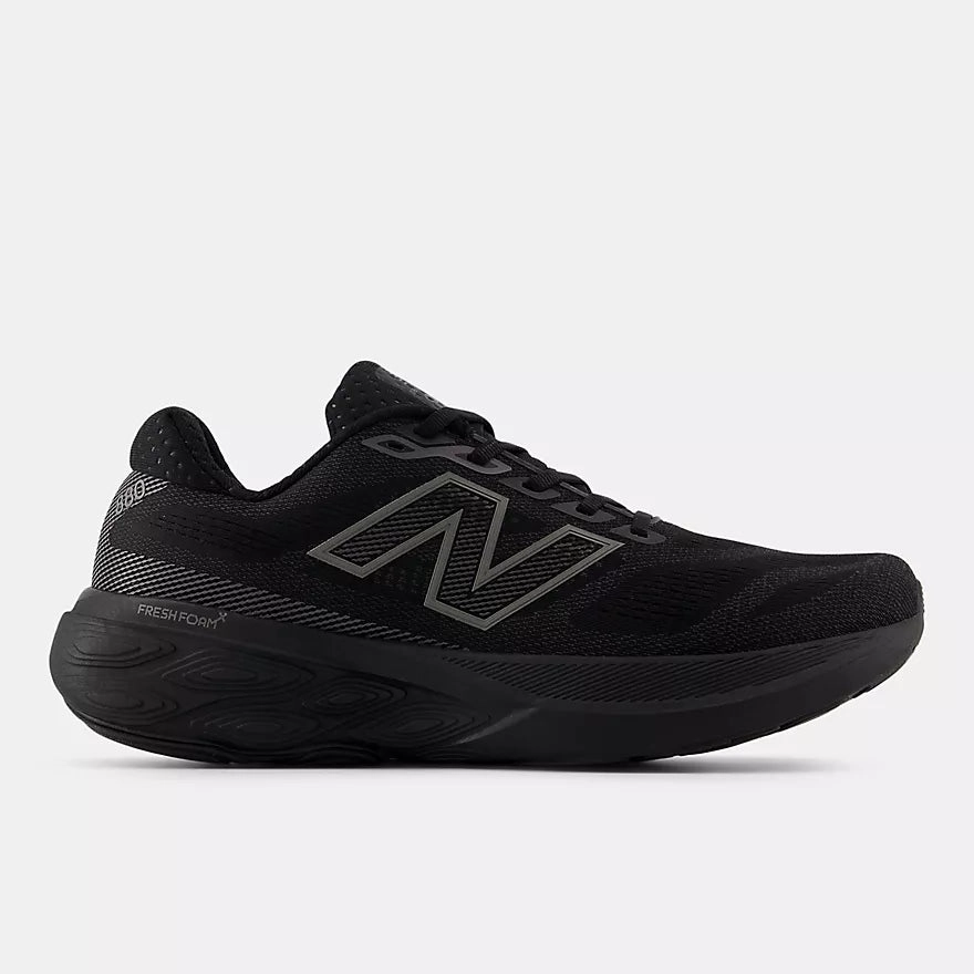 Sleek Comfort Full Grip New Balance Men's Fresh Foam 880v15 All Black