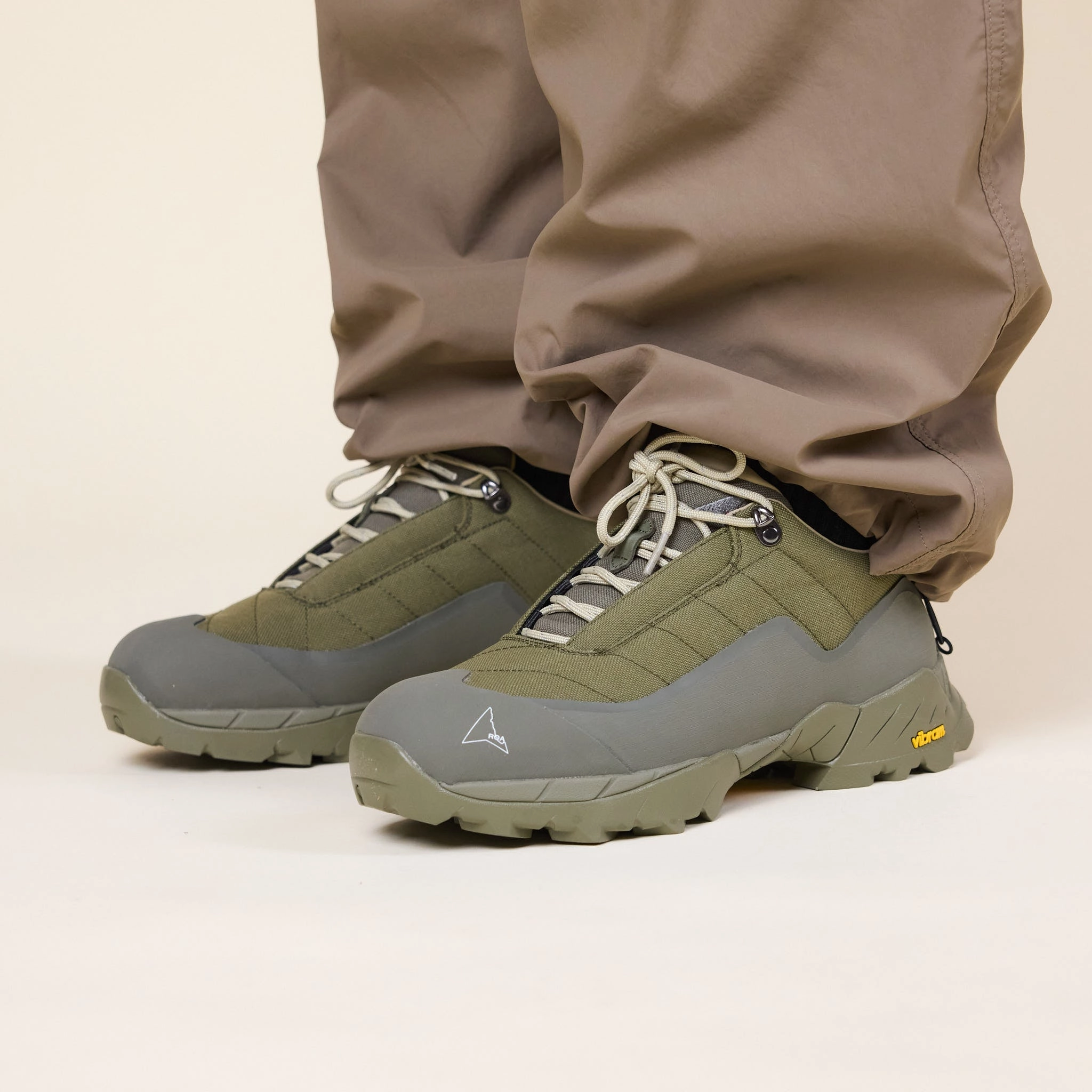 Ultimate Comfort Roa Hiking - Katharina Approach Shoes - Forest Green