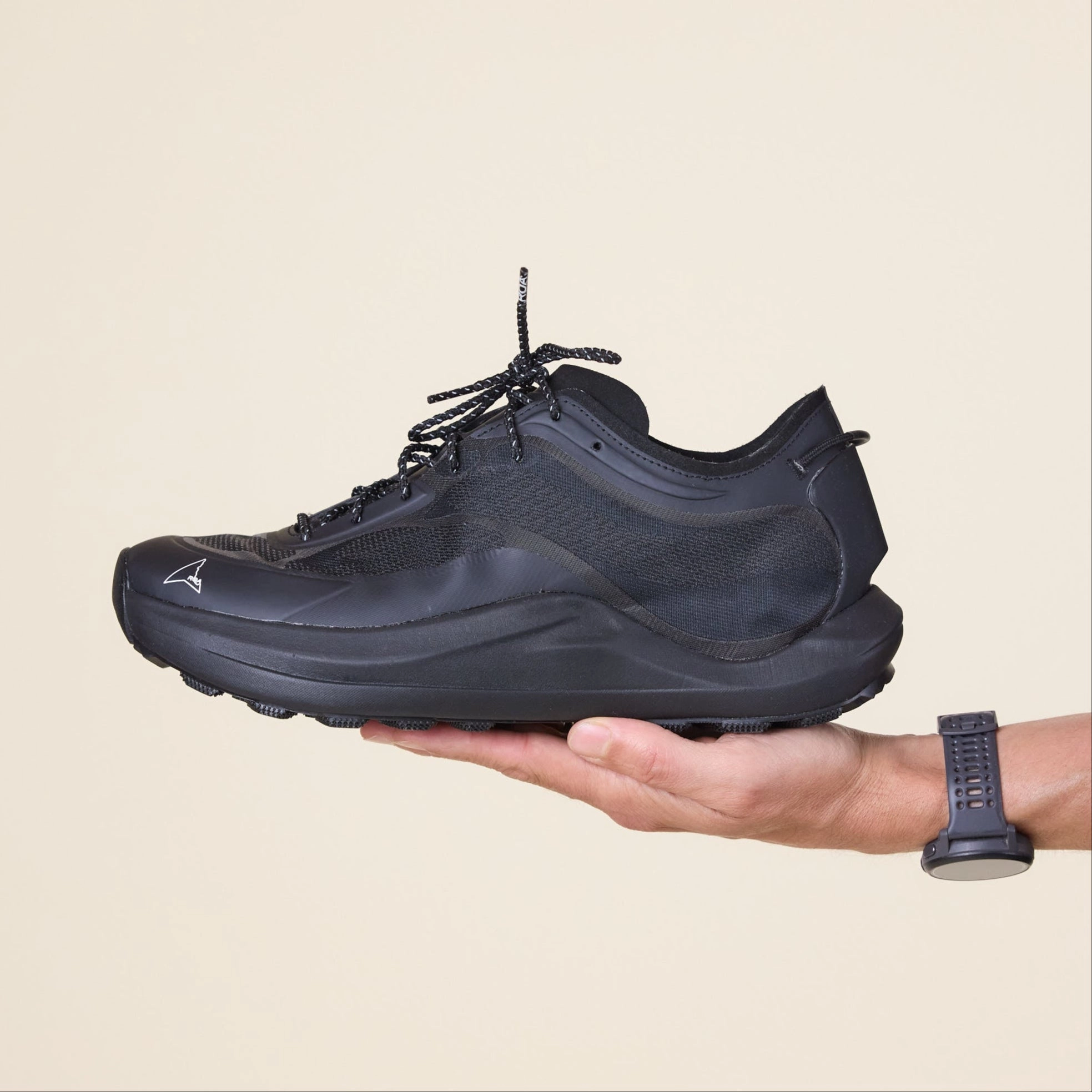 Roa Hiking - Sella Hiking Trainer  - Black Meadow Glow Comfort Upper