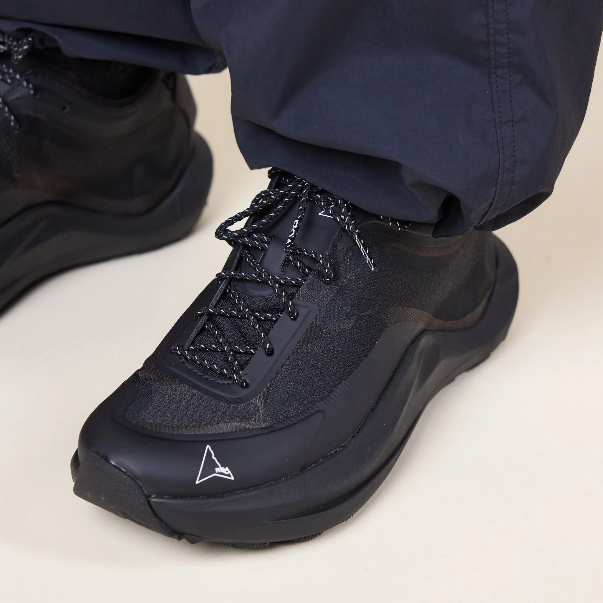 Care Ease Clean Step Roa Hiking - Sella Hiking Trainer  - Black