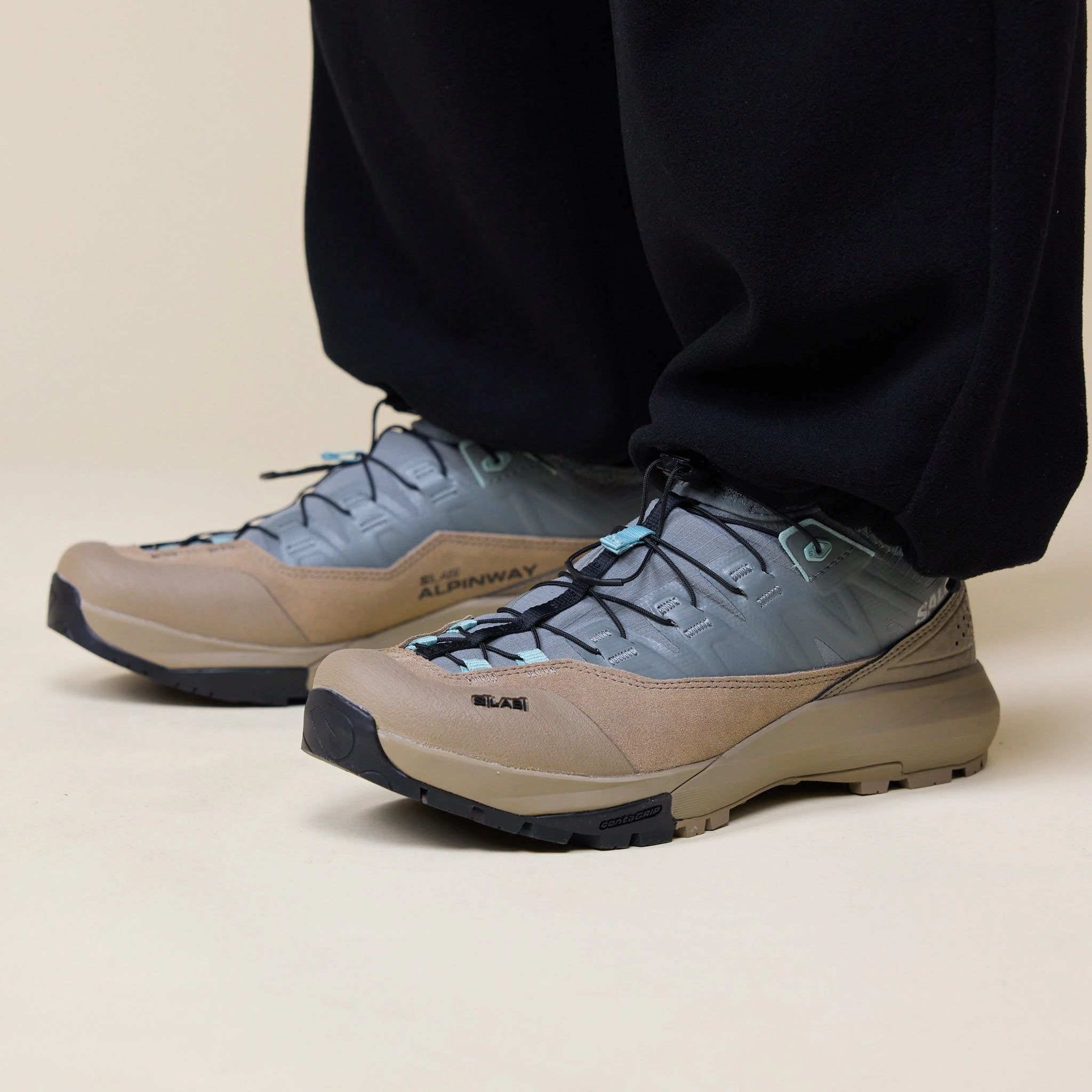 Salomon Advanced - Alpinway Advanced - Sedona Sage / Fallen Rock / Blue Surf Power Grip Padded collar